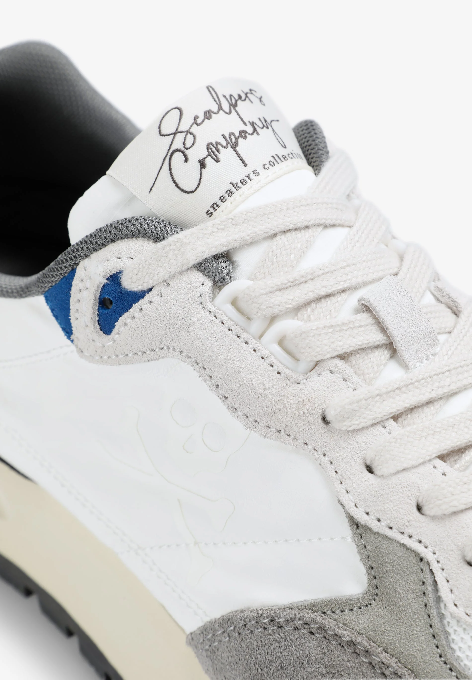 SNEAKERS WITH SIDE SKULL - Image 6