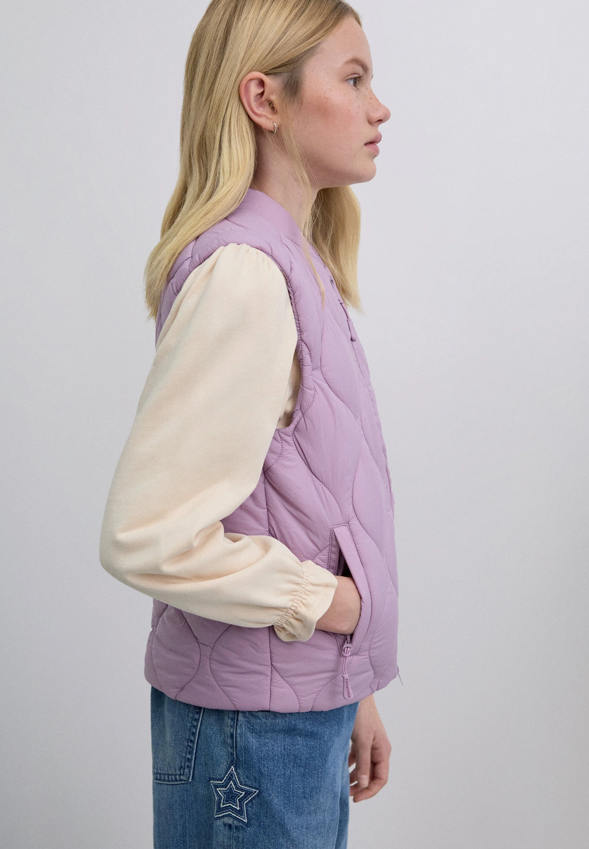 PUFFER VEST WITH SKULL - Image 4