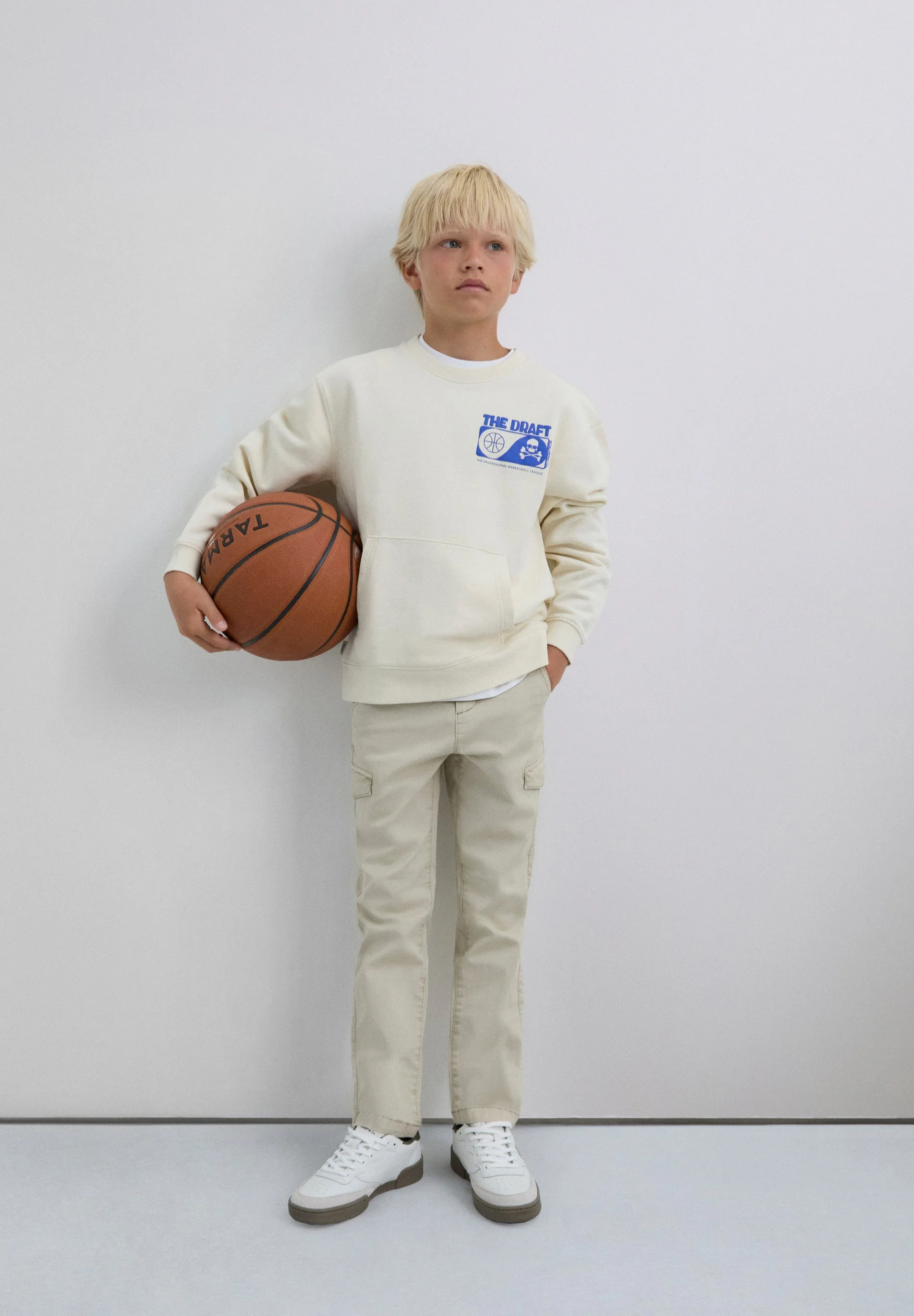 BASKETBALL PRINT SWEATSHIRT - Image 5