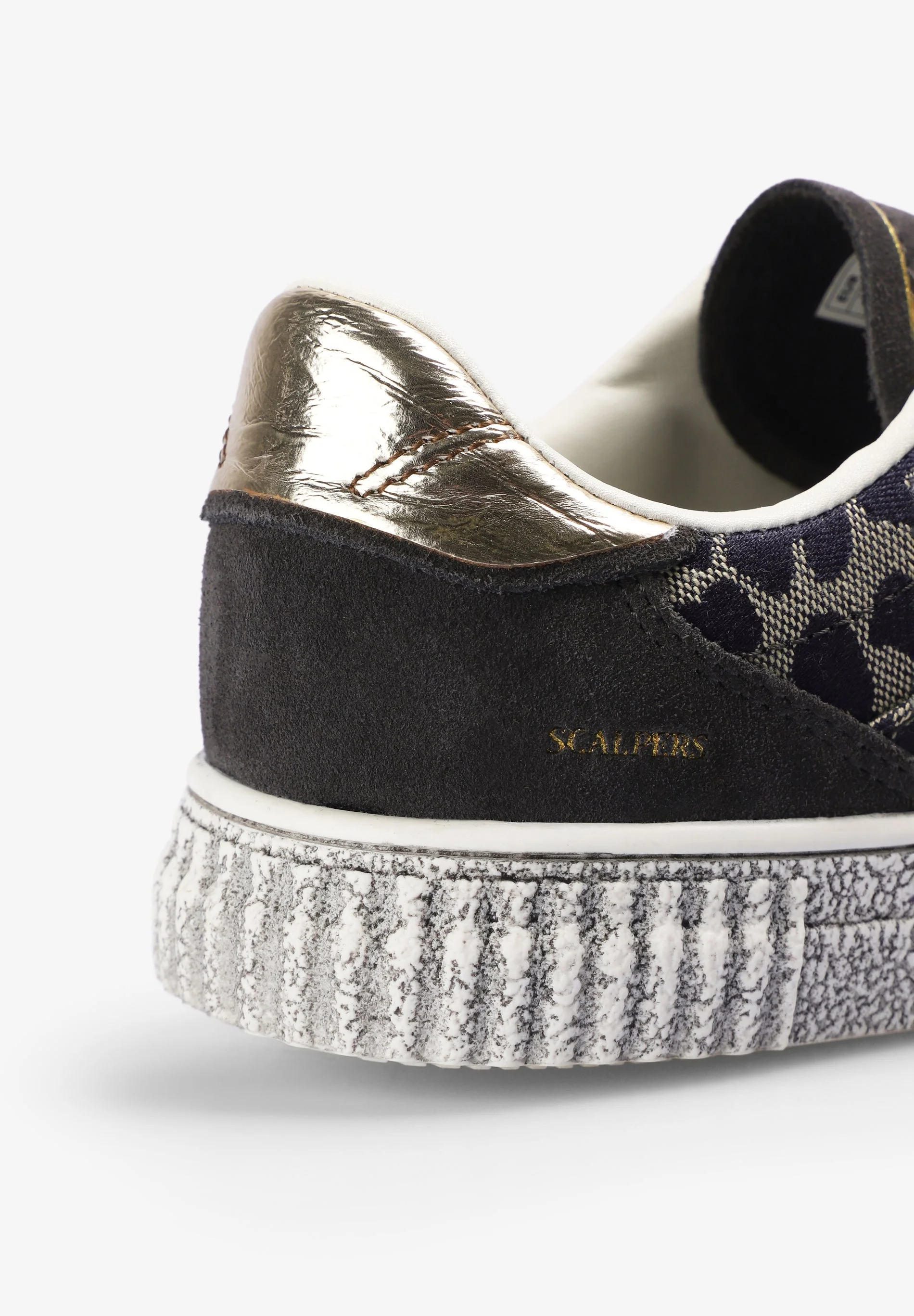SNEAKERS WITH ANIMAL PRINT SKULL - Image 5