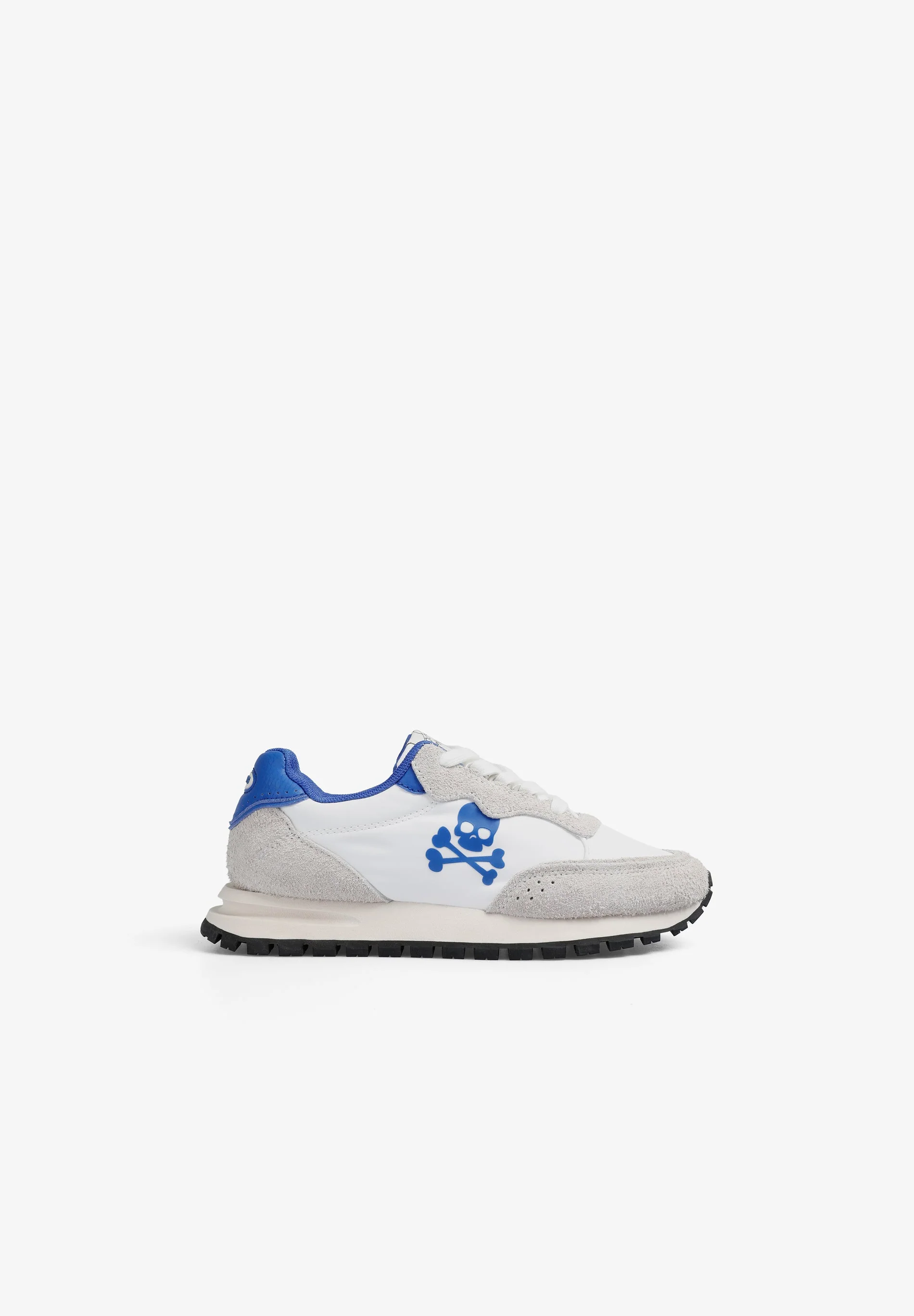 SNEAKERS WITH SIDE SKULL