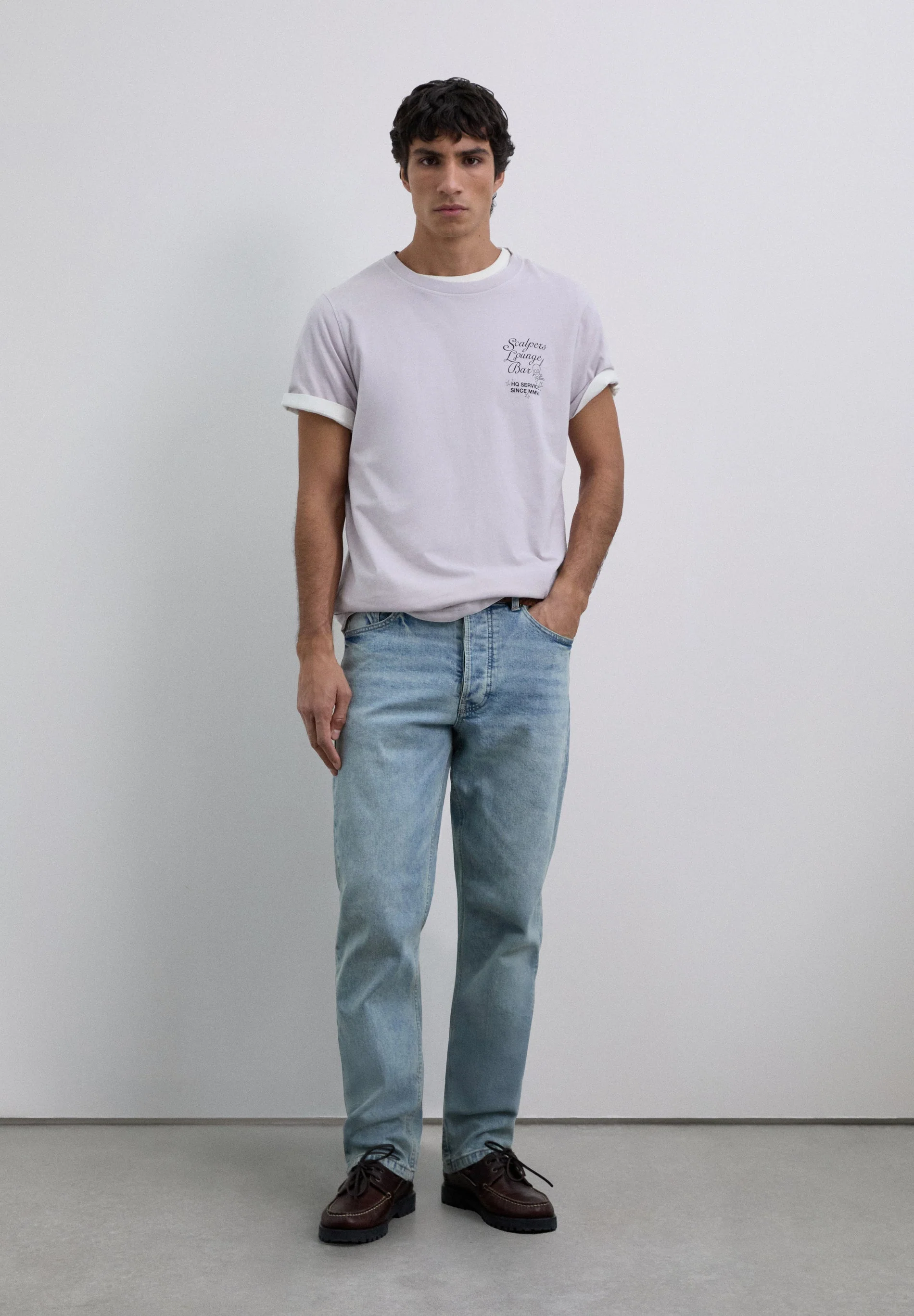 LOUNGE BAR PRINT T-SHIRT - Image 4