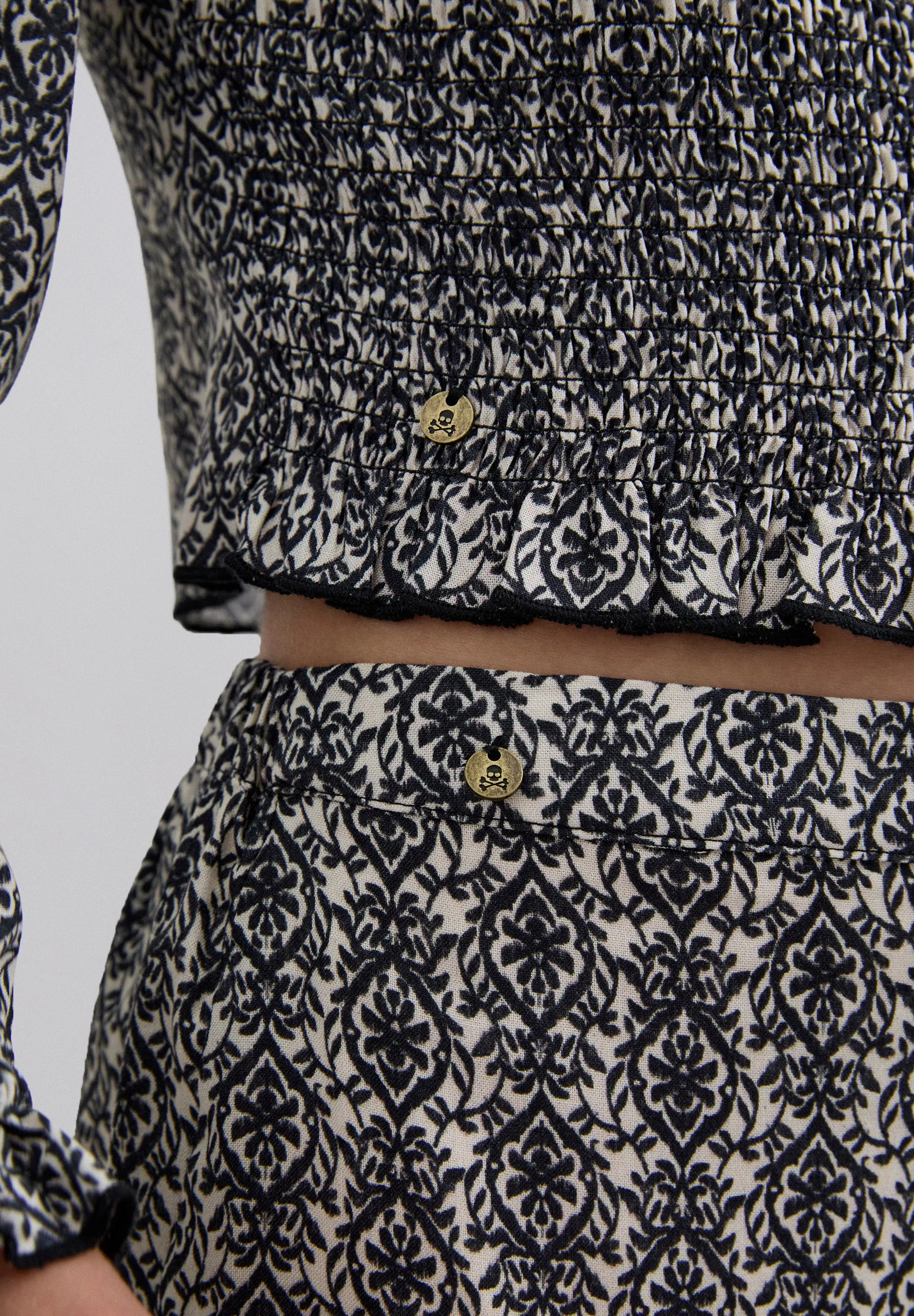 PRINT BLOUSE WITH RUFFLE - Image 5