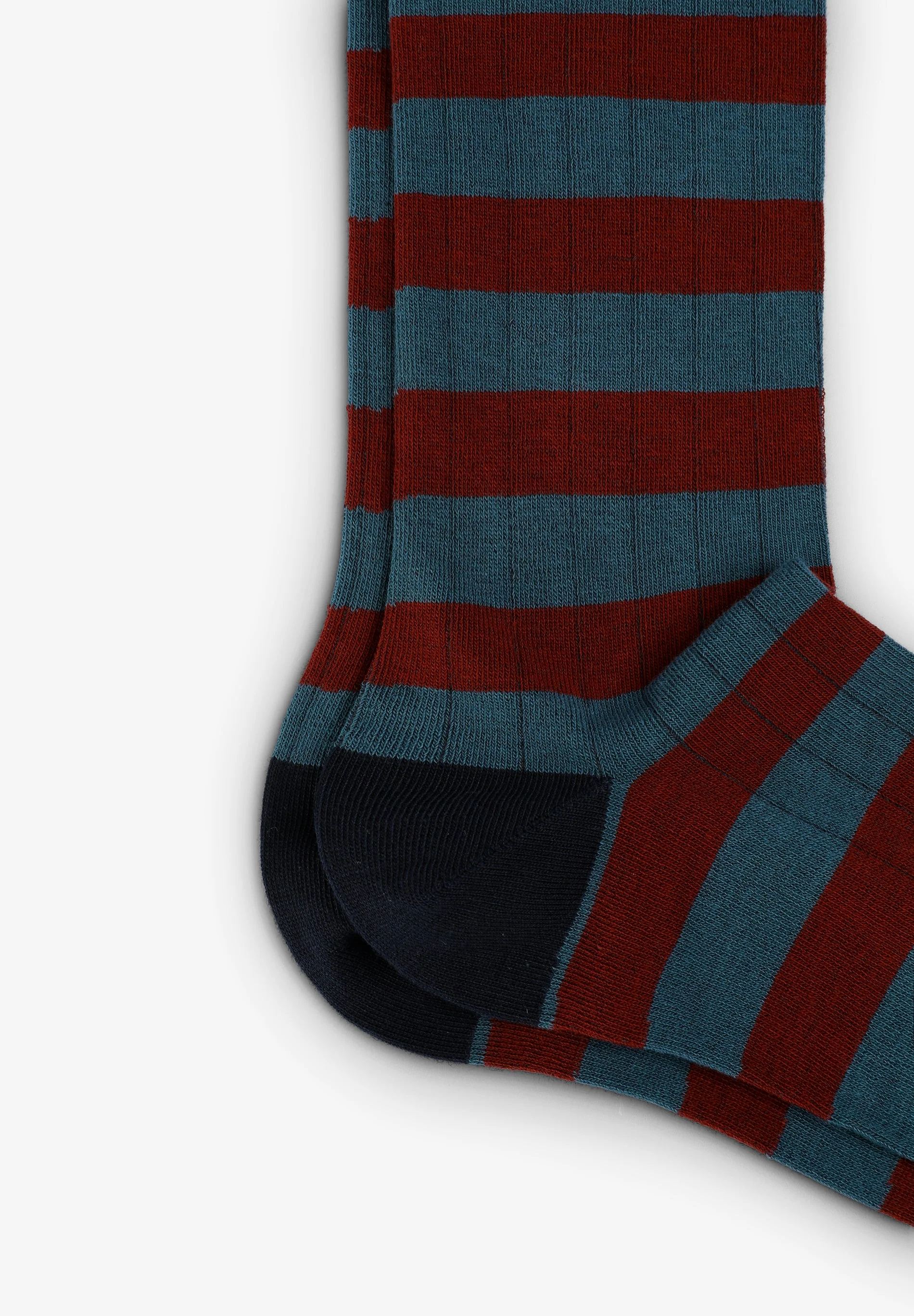 STRIPED SKULL SOCKS - Image 3