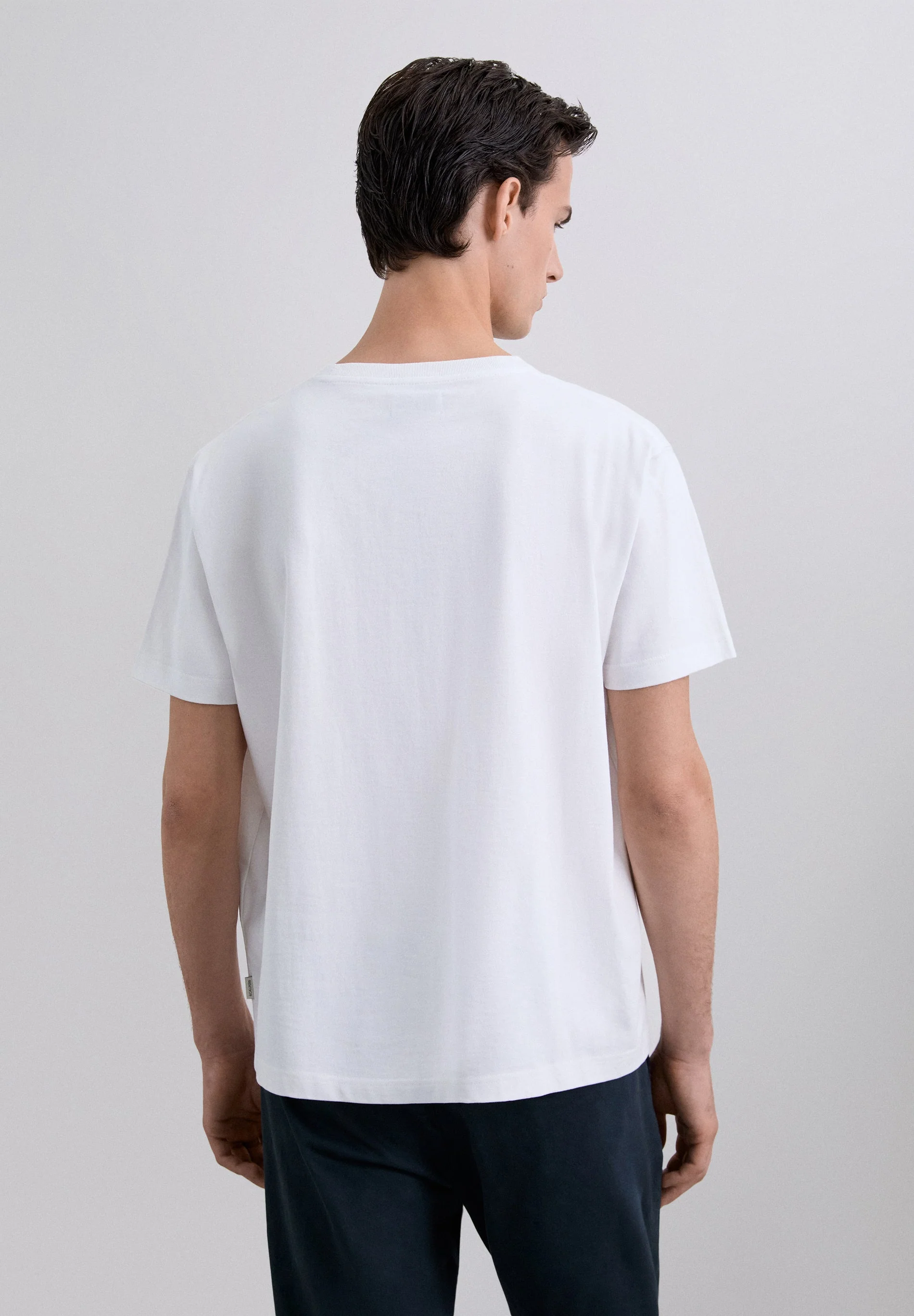 HEAVY WEIGHT COTTON T-SHIRT - Image 4