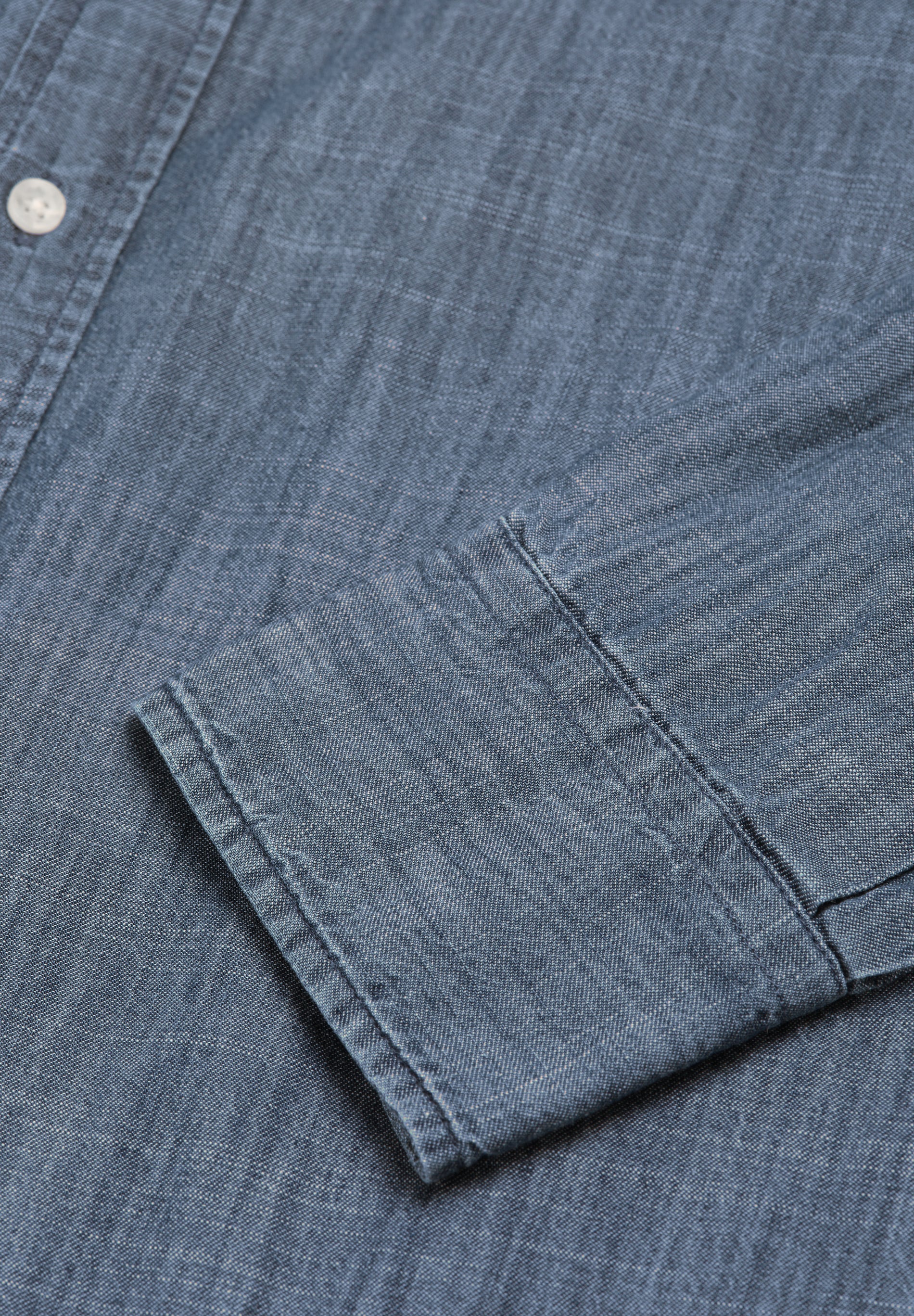 BUTTON-DOWN COLLAR DENIM SHIRT - Image 4