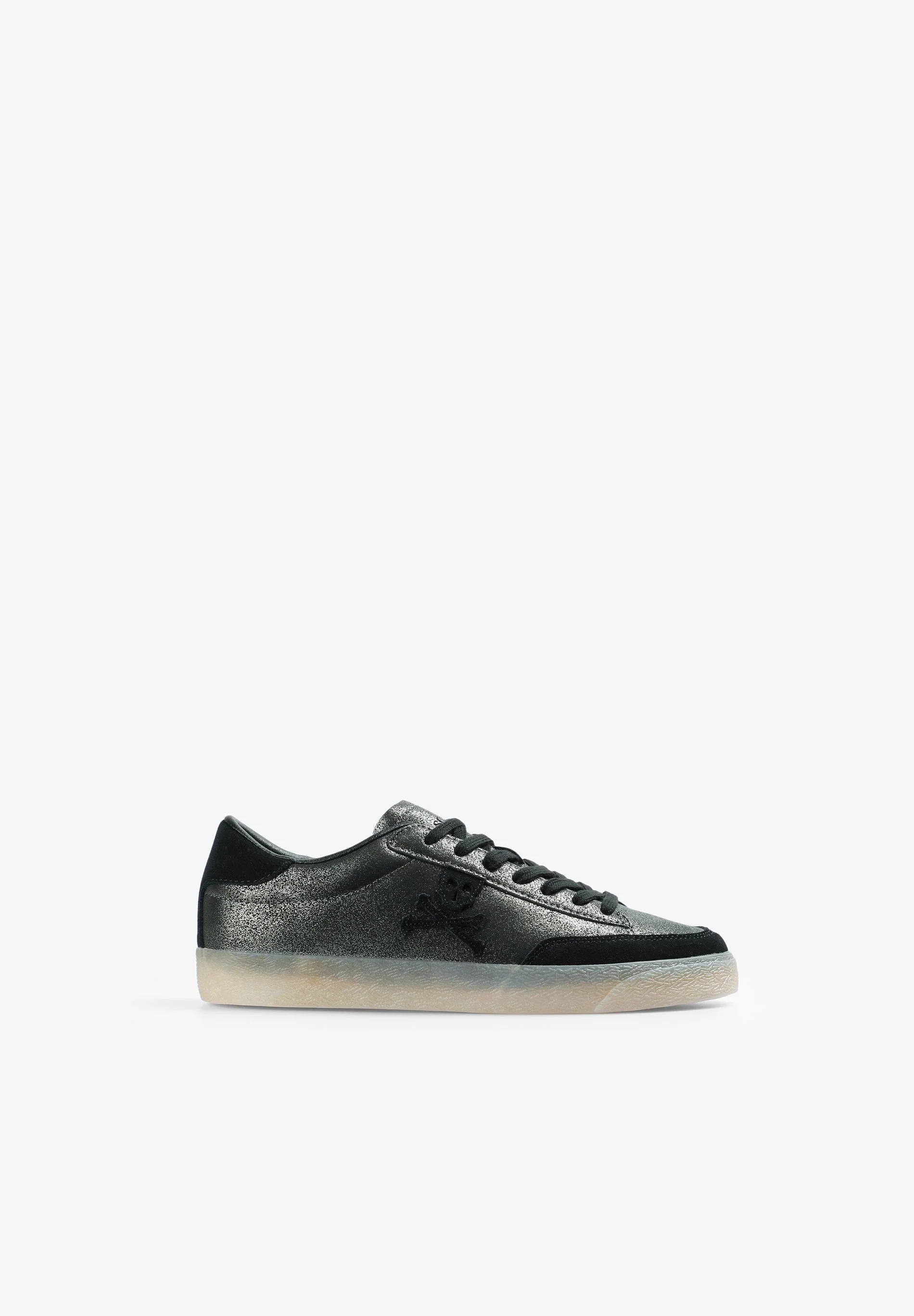 SNEAKERS WITH SIDE SKULL