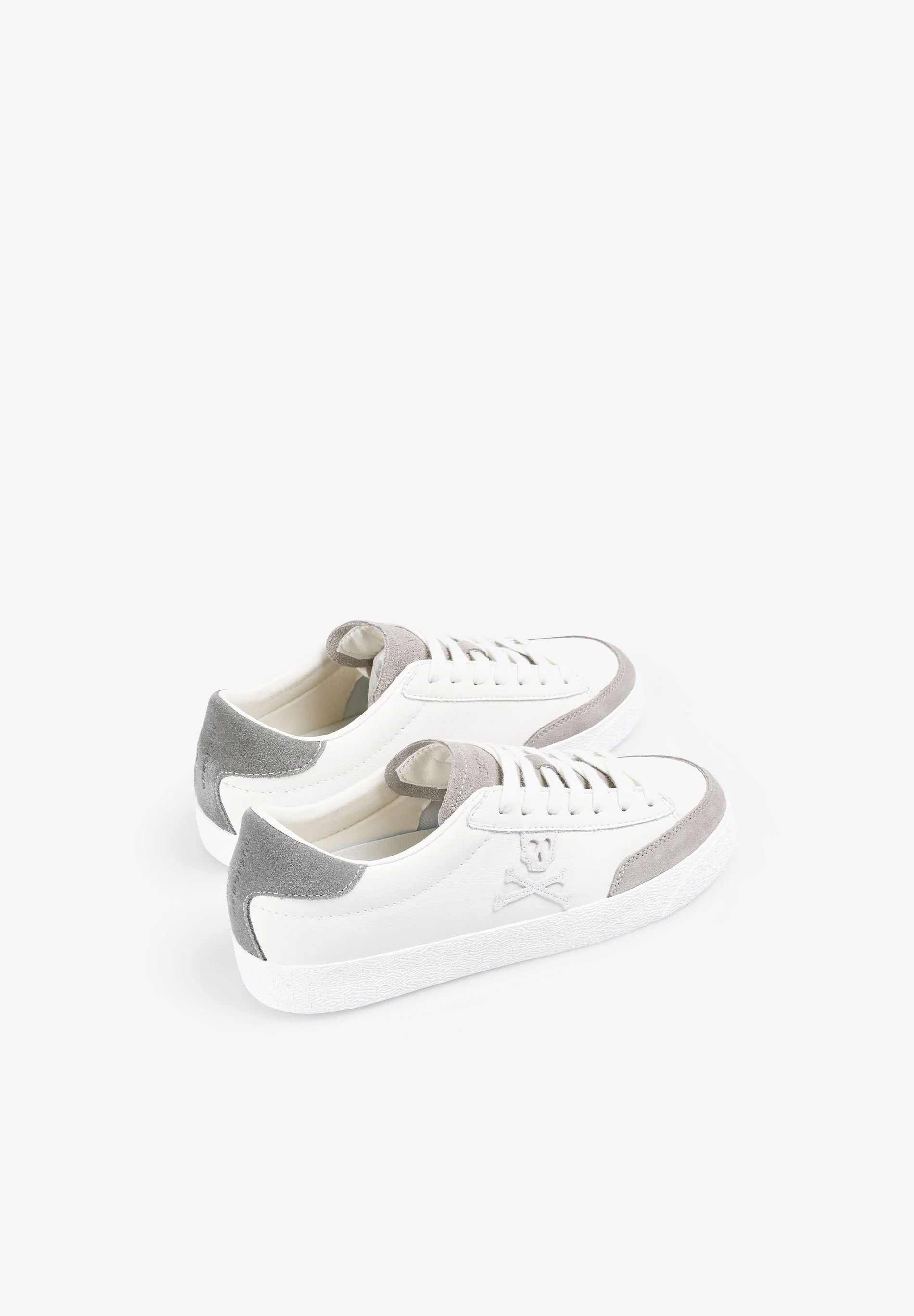 SNEAKERS WITH SIDE SKULL - Image 3