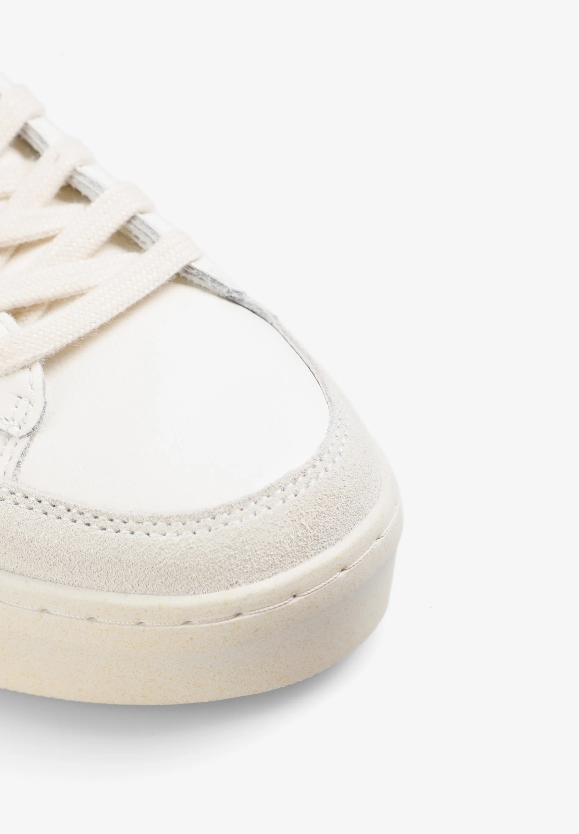 LOW TOP SNEAKERS WITH SIDE SKULL - Image 7