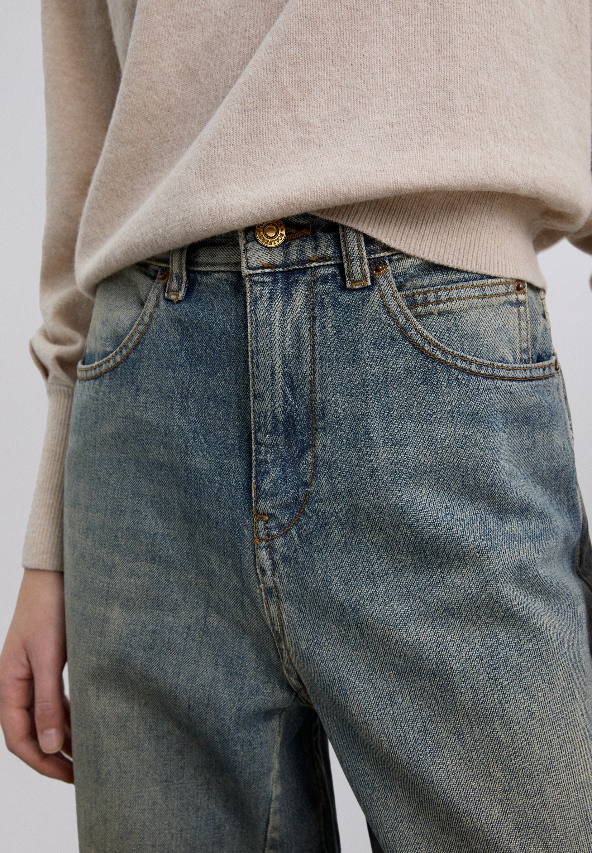 FULL LENGTH HIGH-RISE JEANS - Image 3