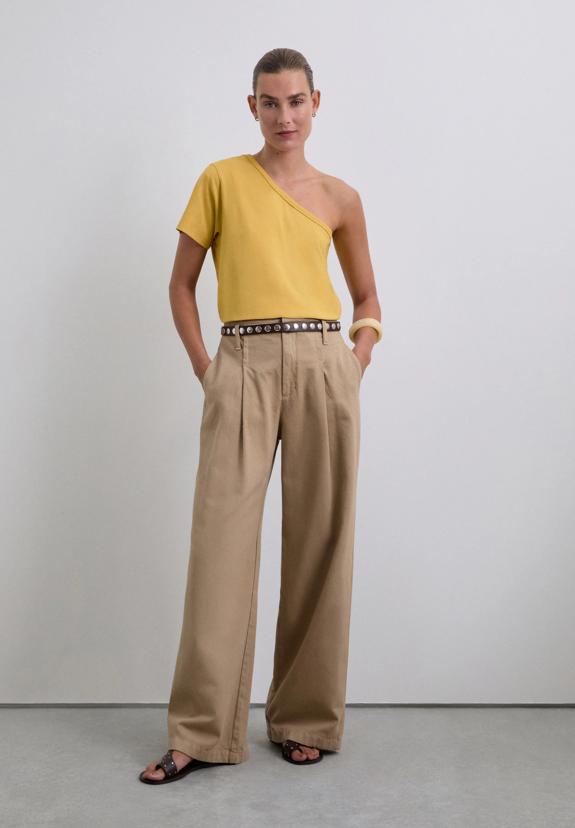ASYMMETRIC TOP - Image 2