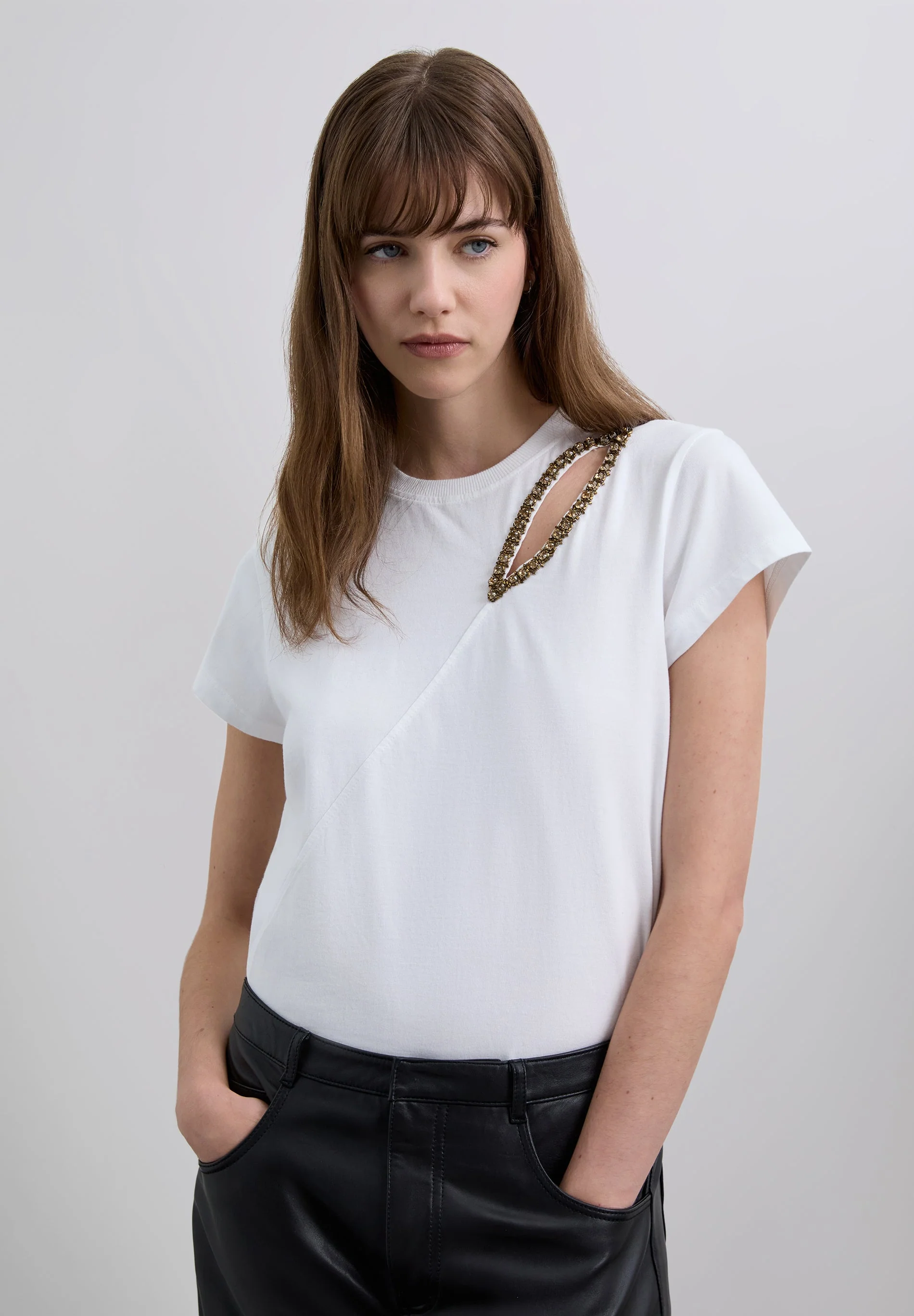 T-SHIRT WITH CUT-OUT DETAIL - Image 3