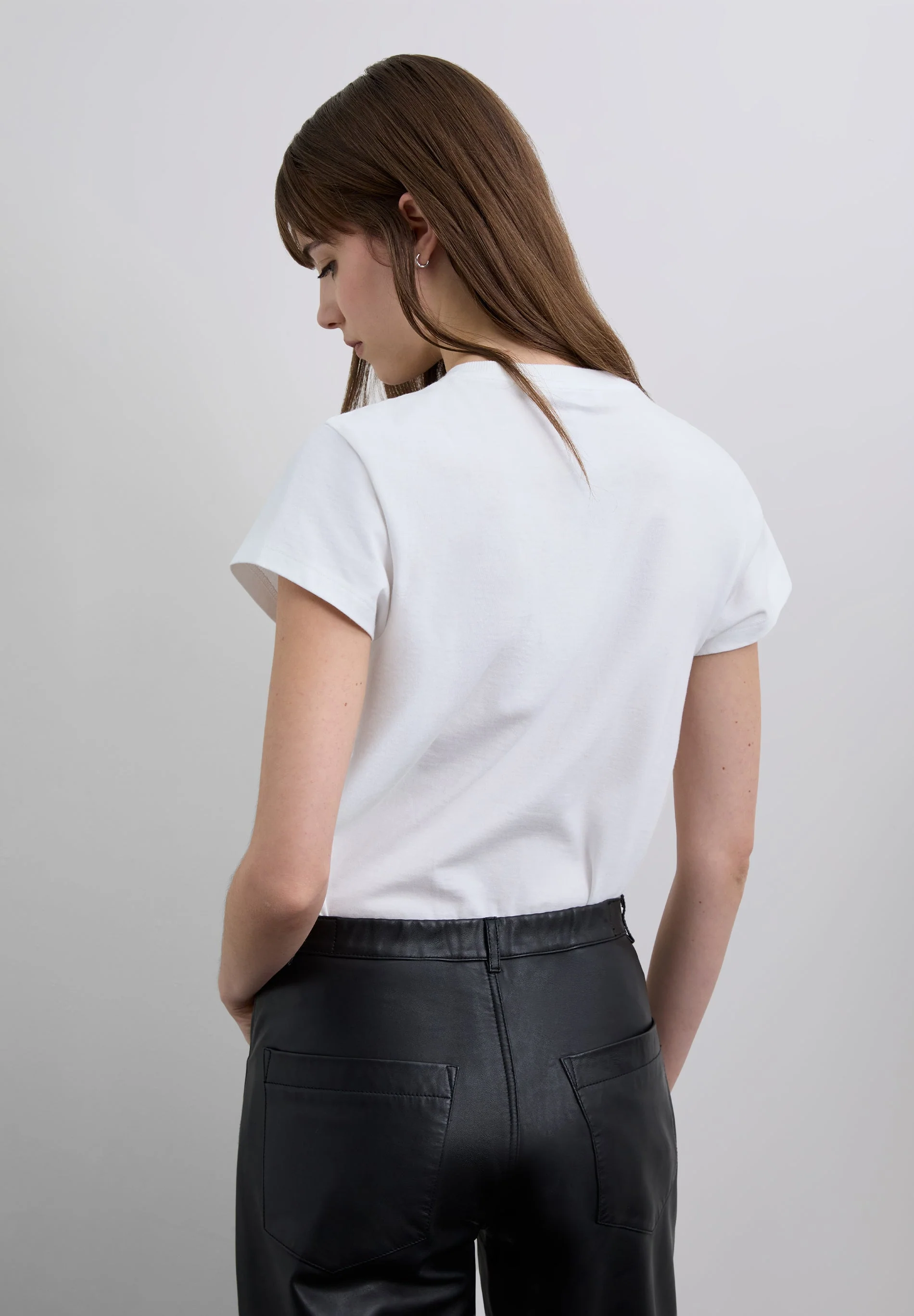 T-SHIRT WITH CUT-OUT DETAIL - Image 4