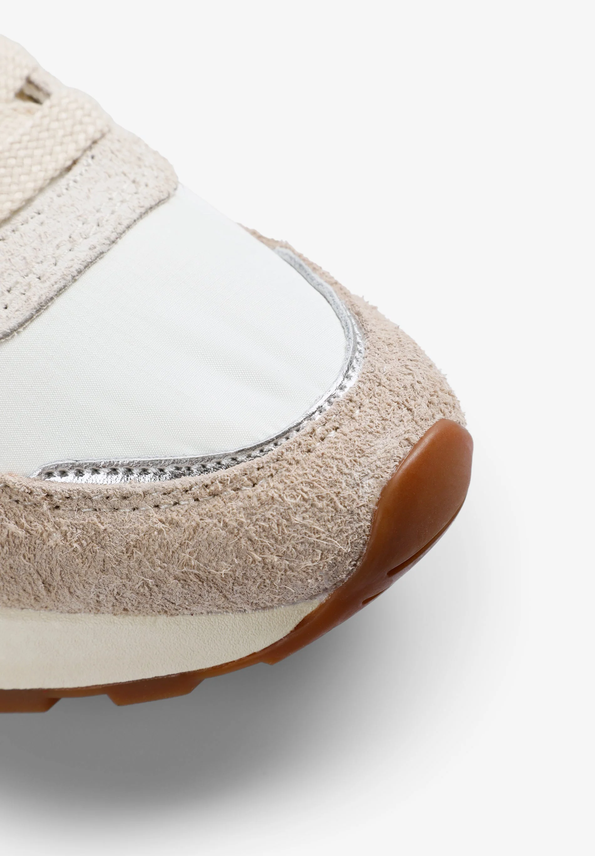 CONTRAST MULTI-TEXTURE SNEAKERS - Image 7