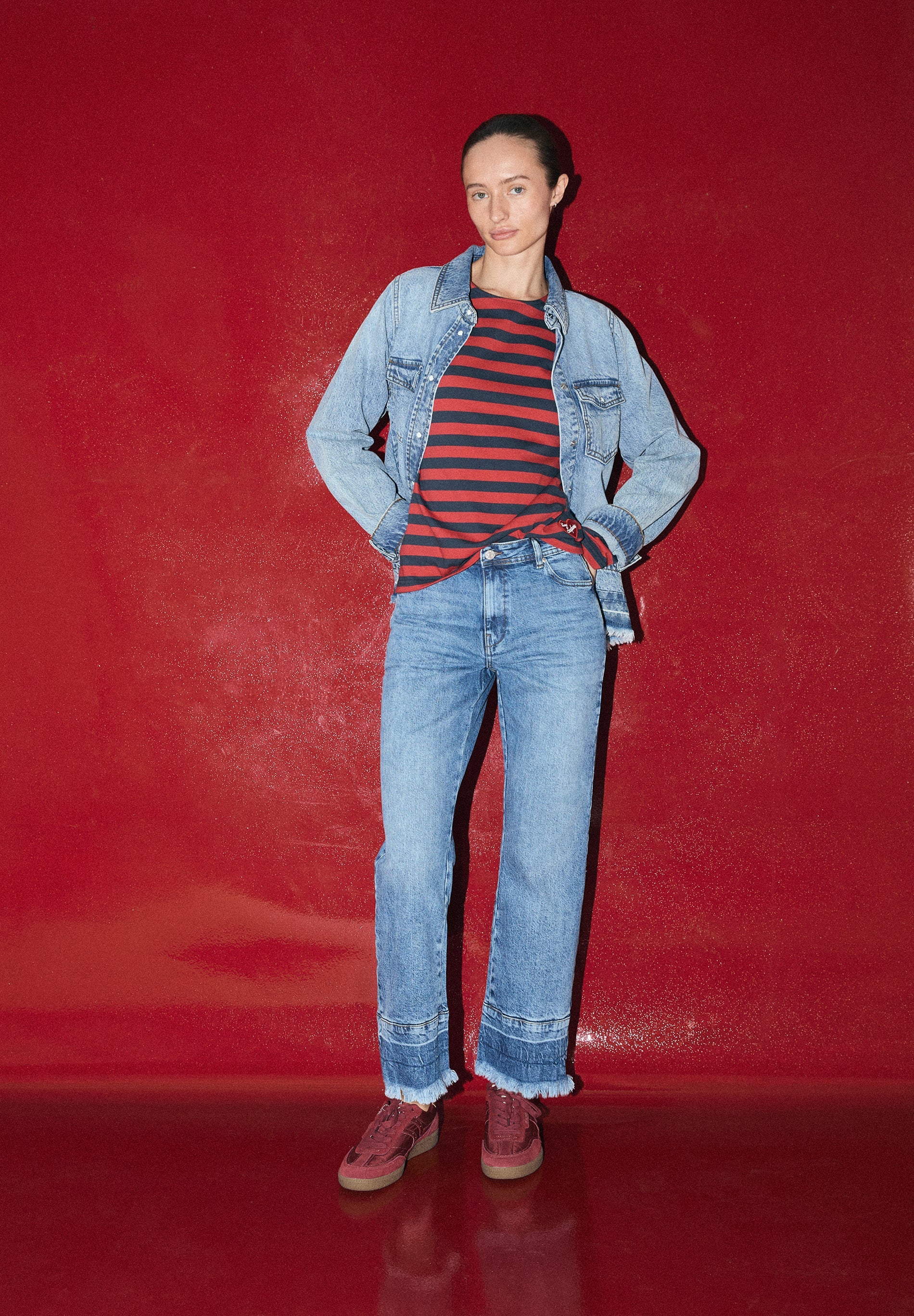 FADED FRAYED EDGE JEANS - Image 2