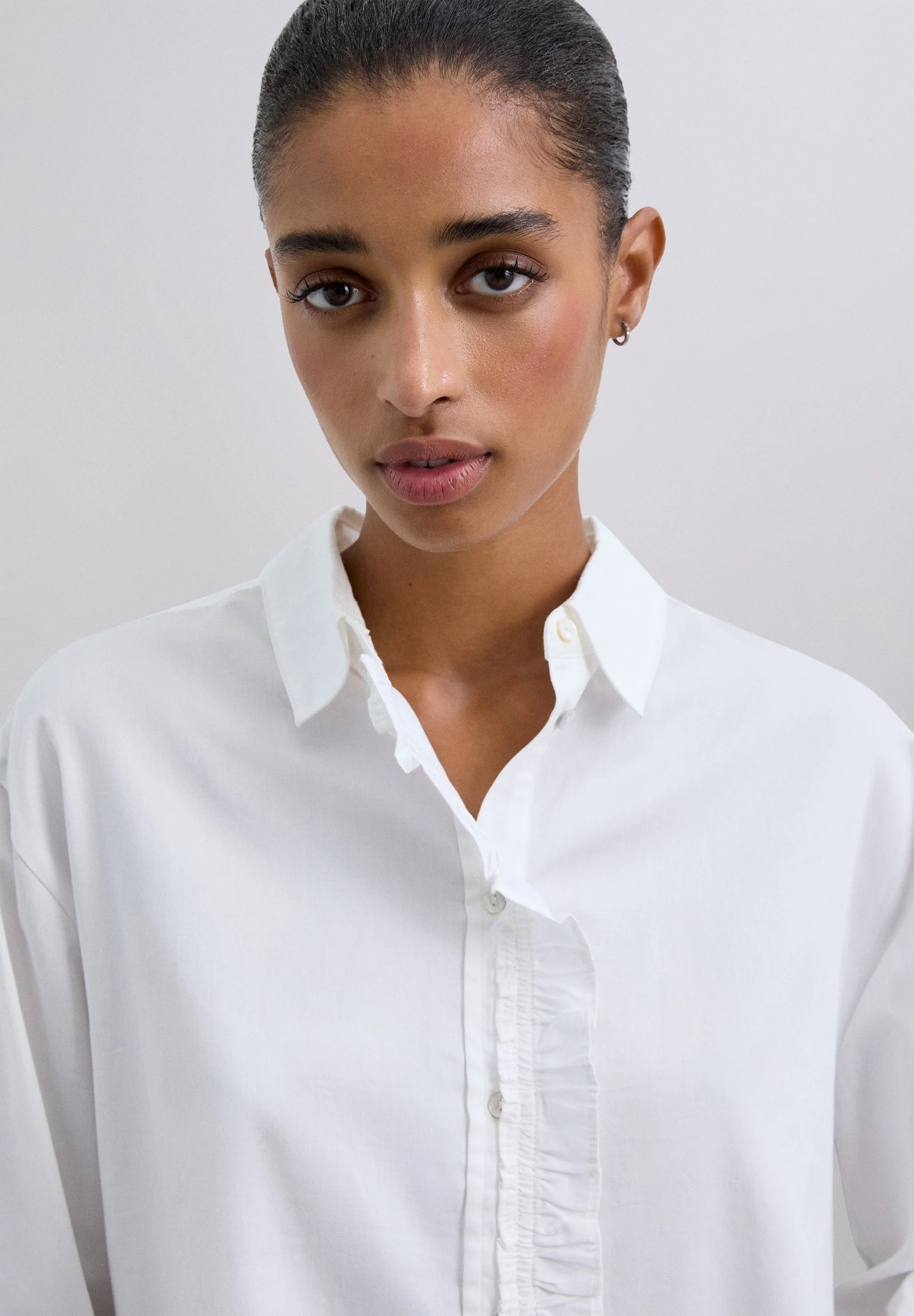 GATHERED CROPPED SHIRT - Image 3