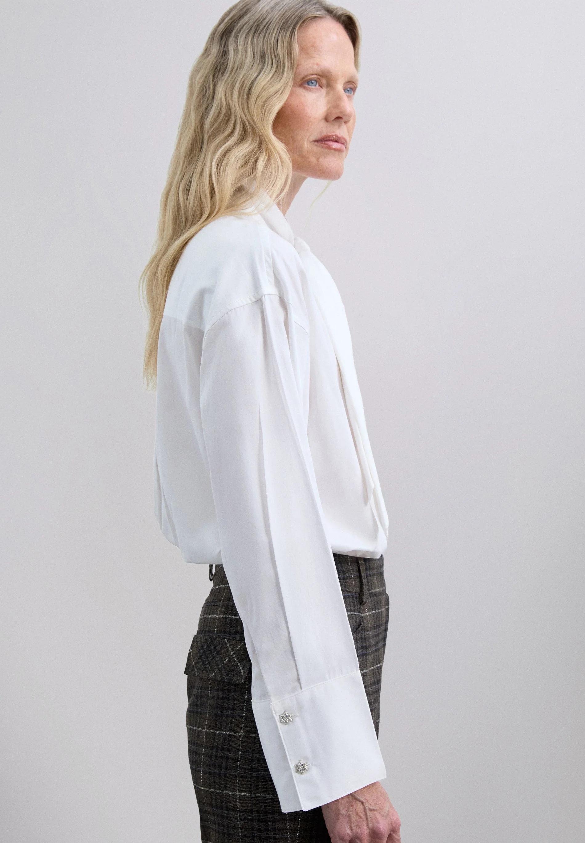 SHIRT WITH BOW DETAIL - Image 3