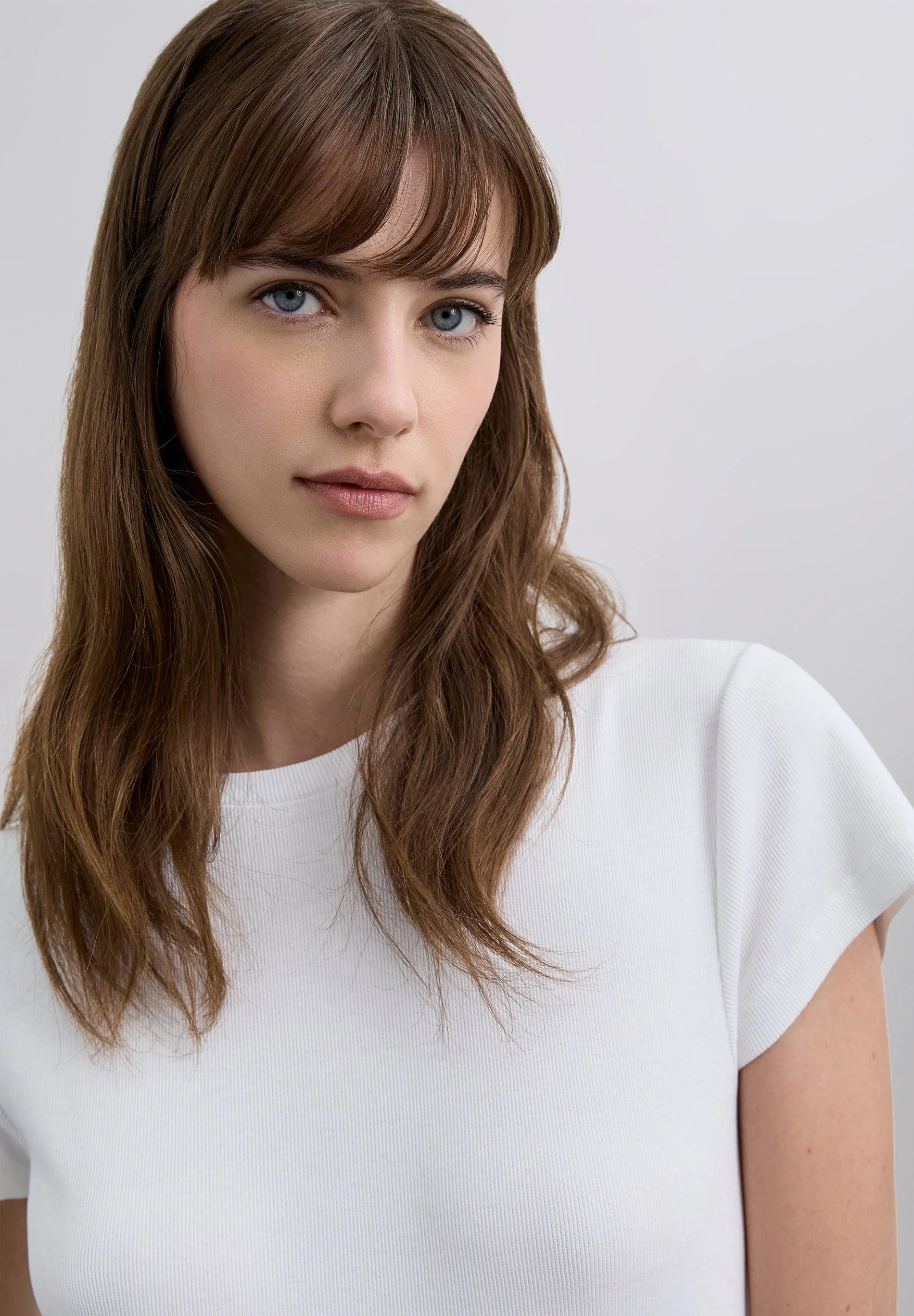 CUTOUT T-SHIRT WITH RHINESTONE DETAIL - Image 3