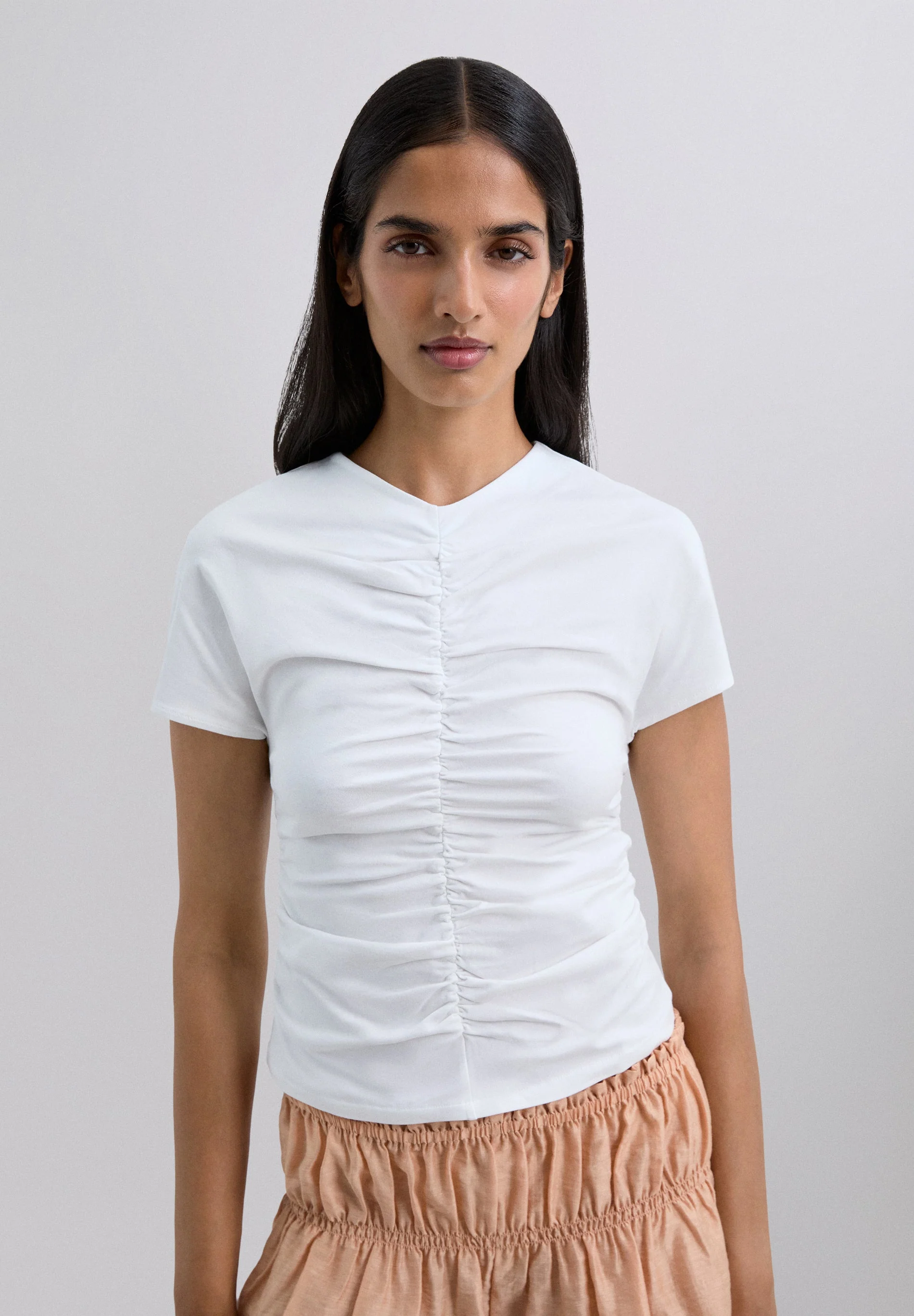 T-SHIRT WITH GATHERED DETAIL - Image 2