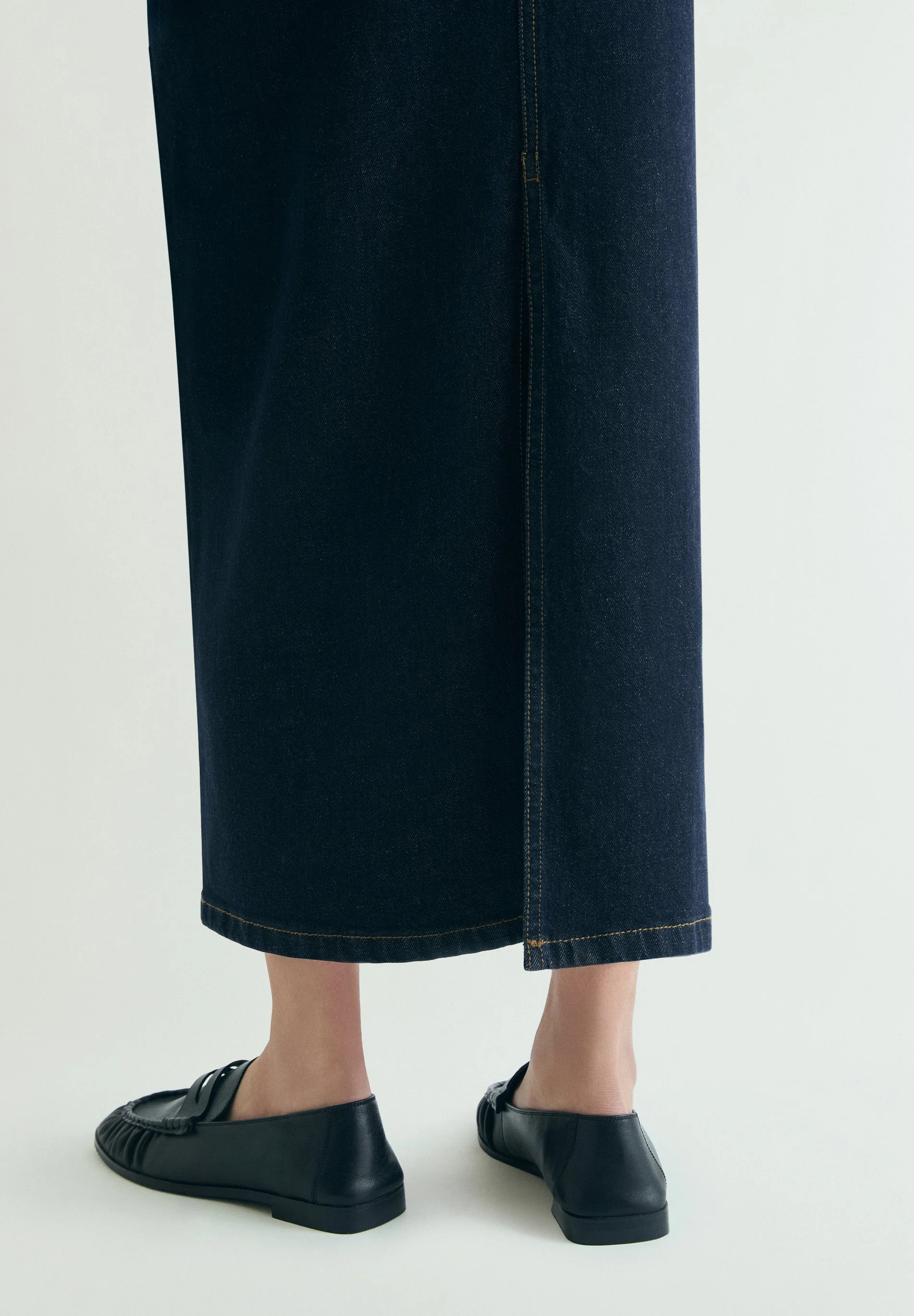 DENIM MIDI SKIRT - Image 4
