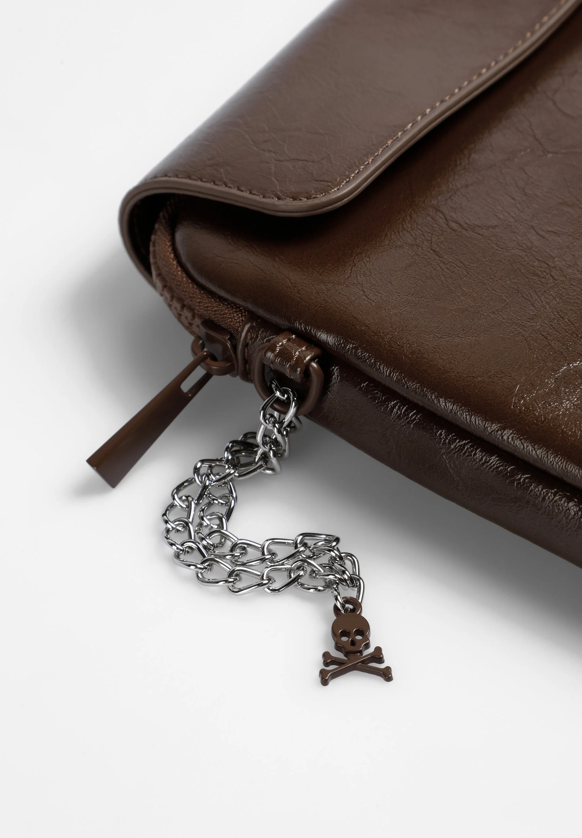 SKULL LOGO DOCUMENT HOLDER - Image 4