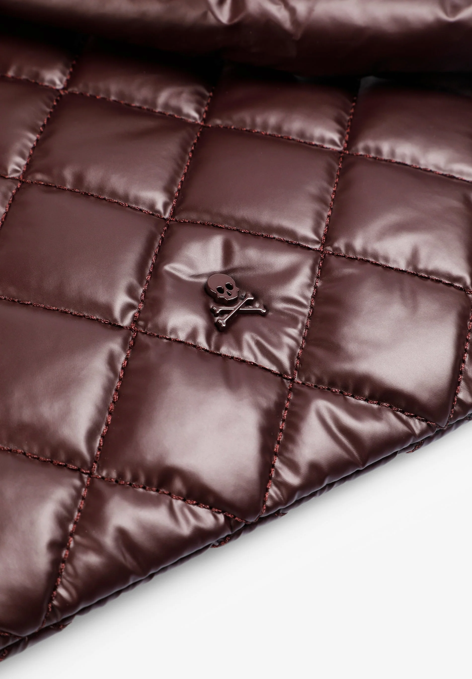PADDED SKULL DOCUMENT HOLDER - Image 4