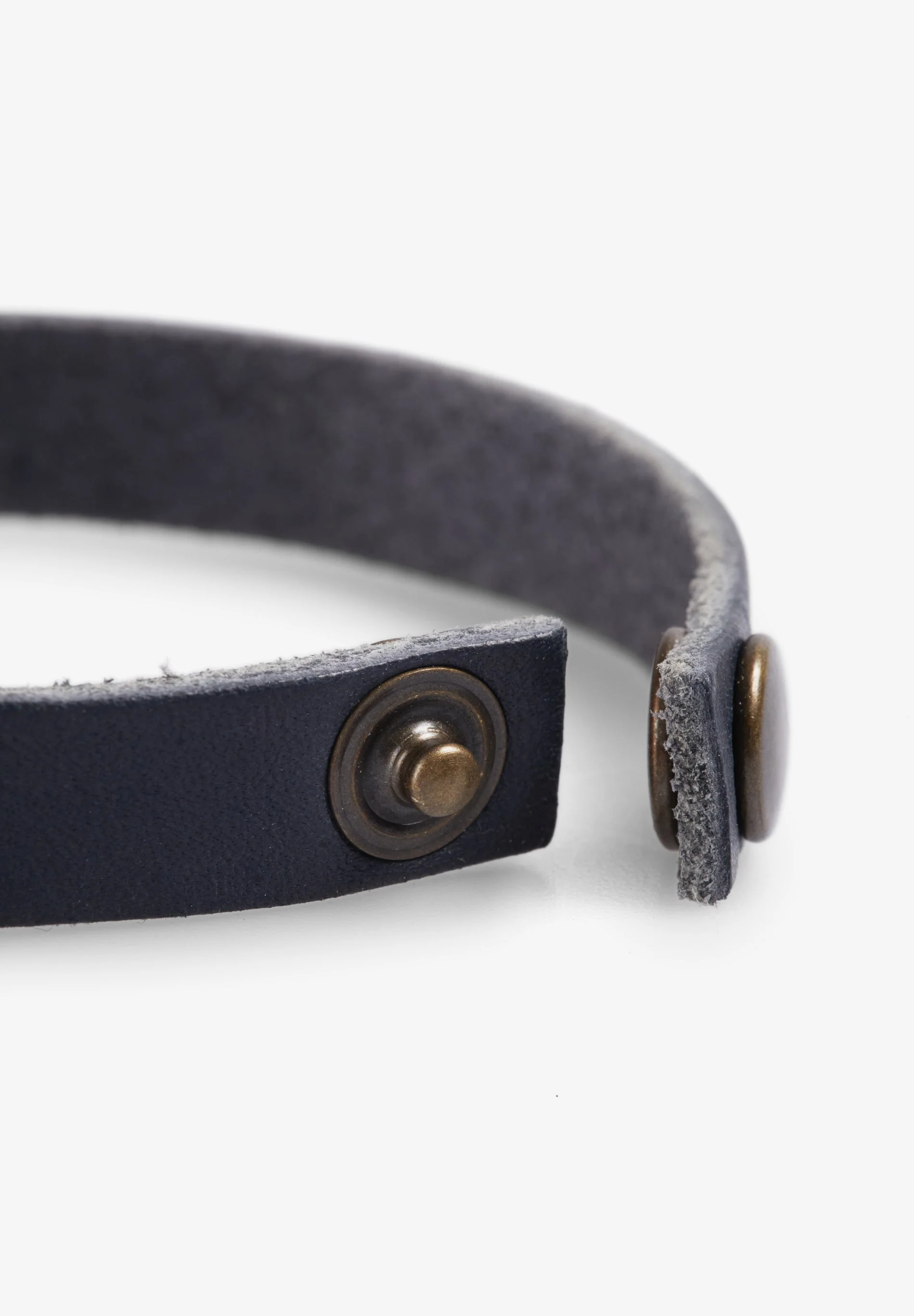 100% LEATHER BRACELET WITH SKULL - Image 4