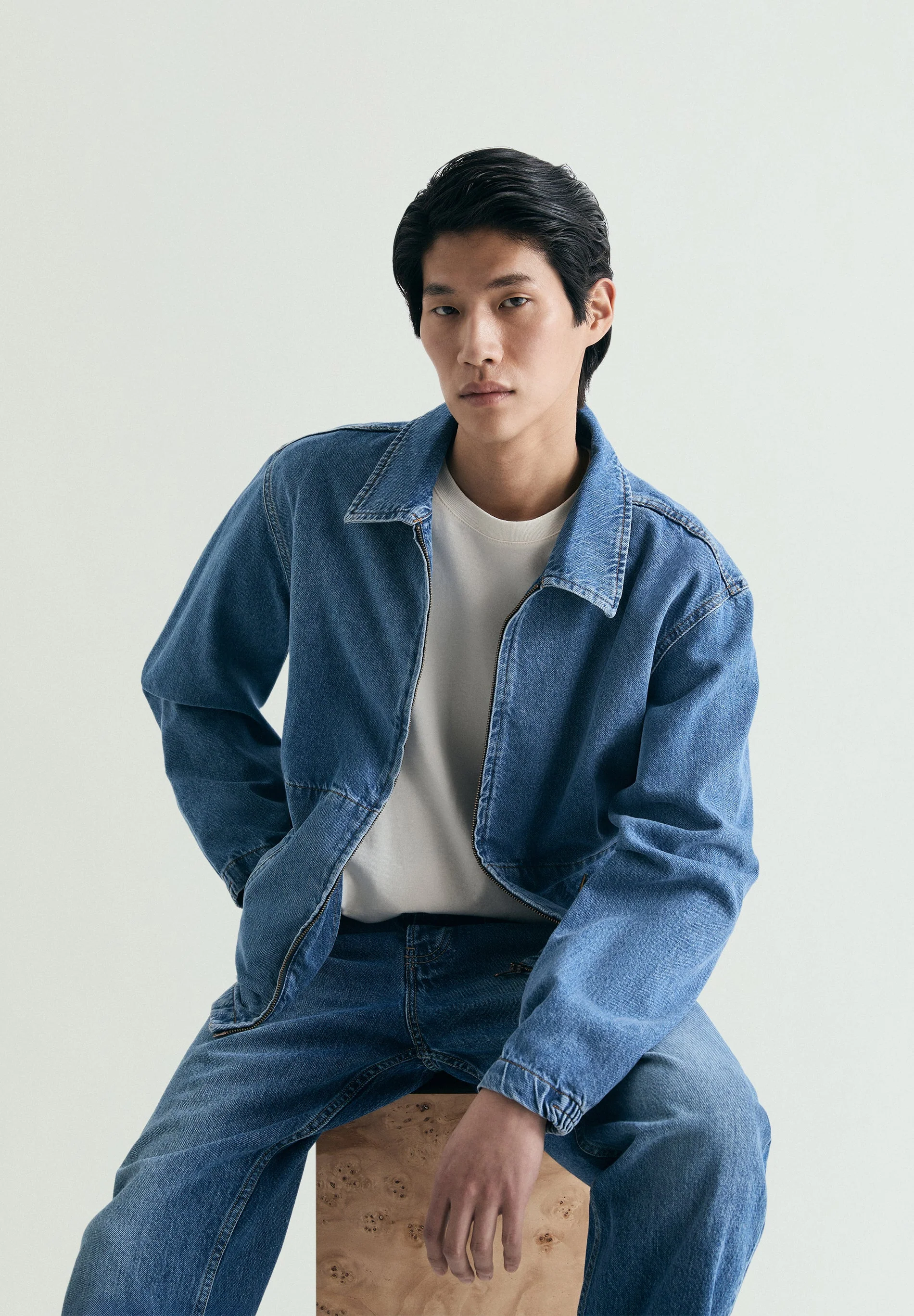 DENIM BOMBER JACKET