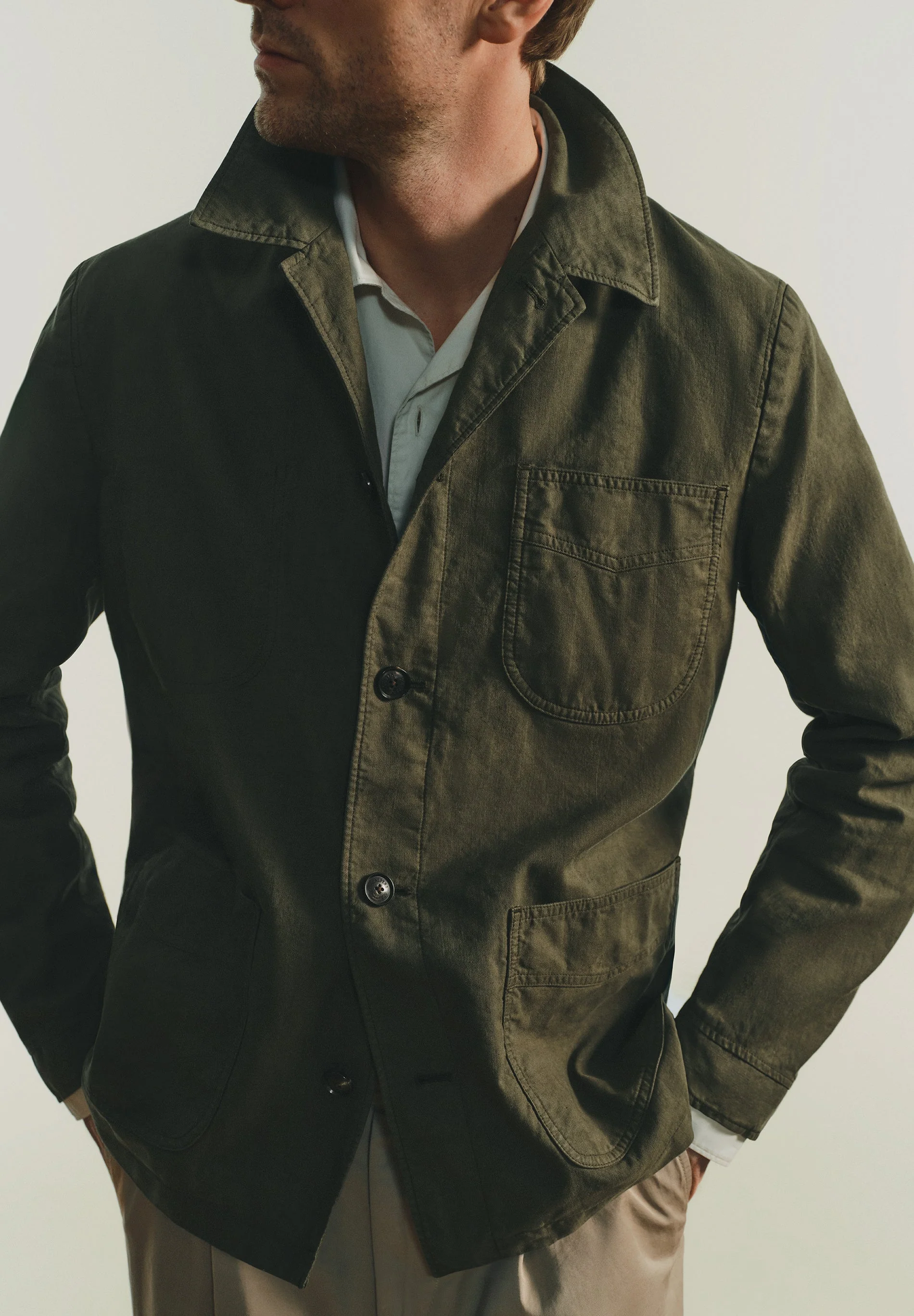BLAZER WITH POCKETS
