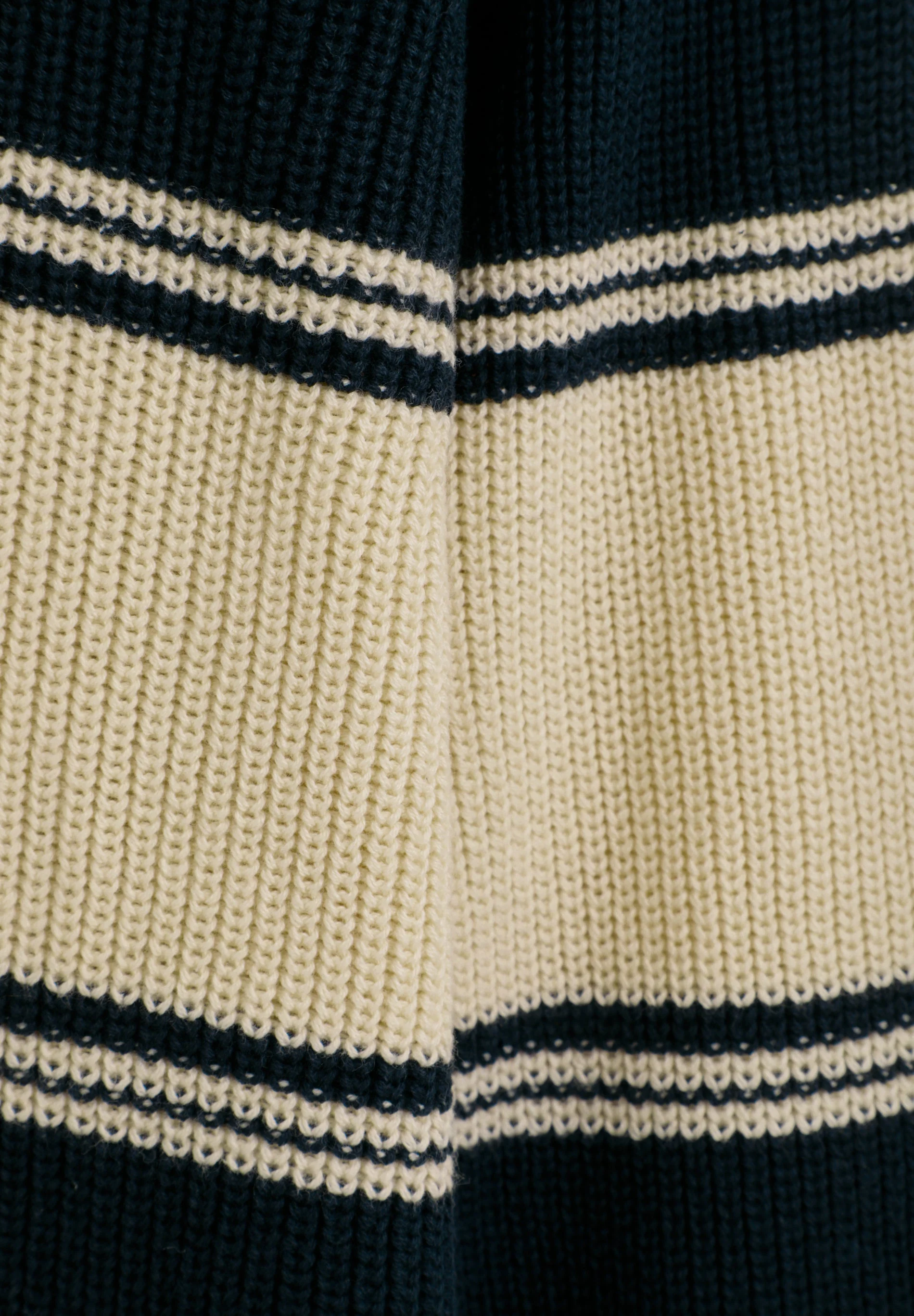 HIGH NECK KNIT SWEATER - Image 8