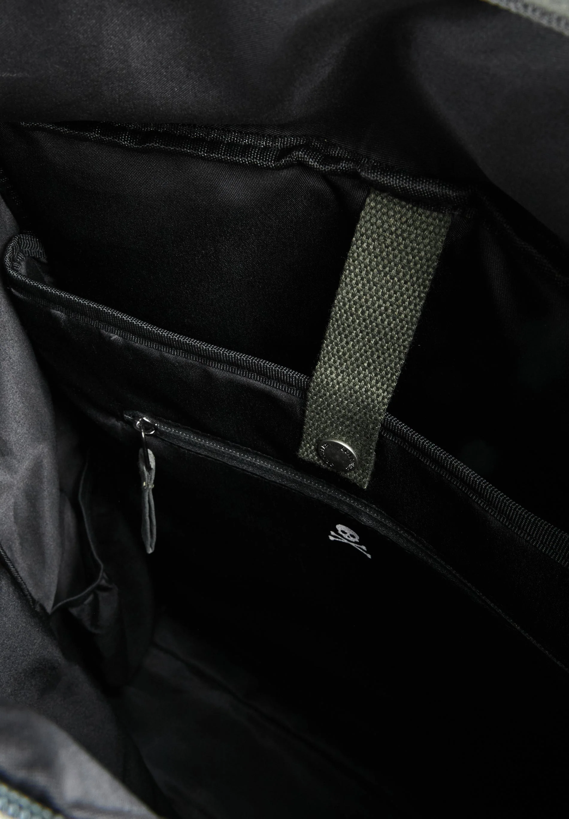 BACKPACK WITH POCKET AND BUTTONS - Image 8
