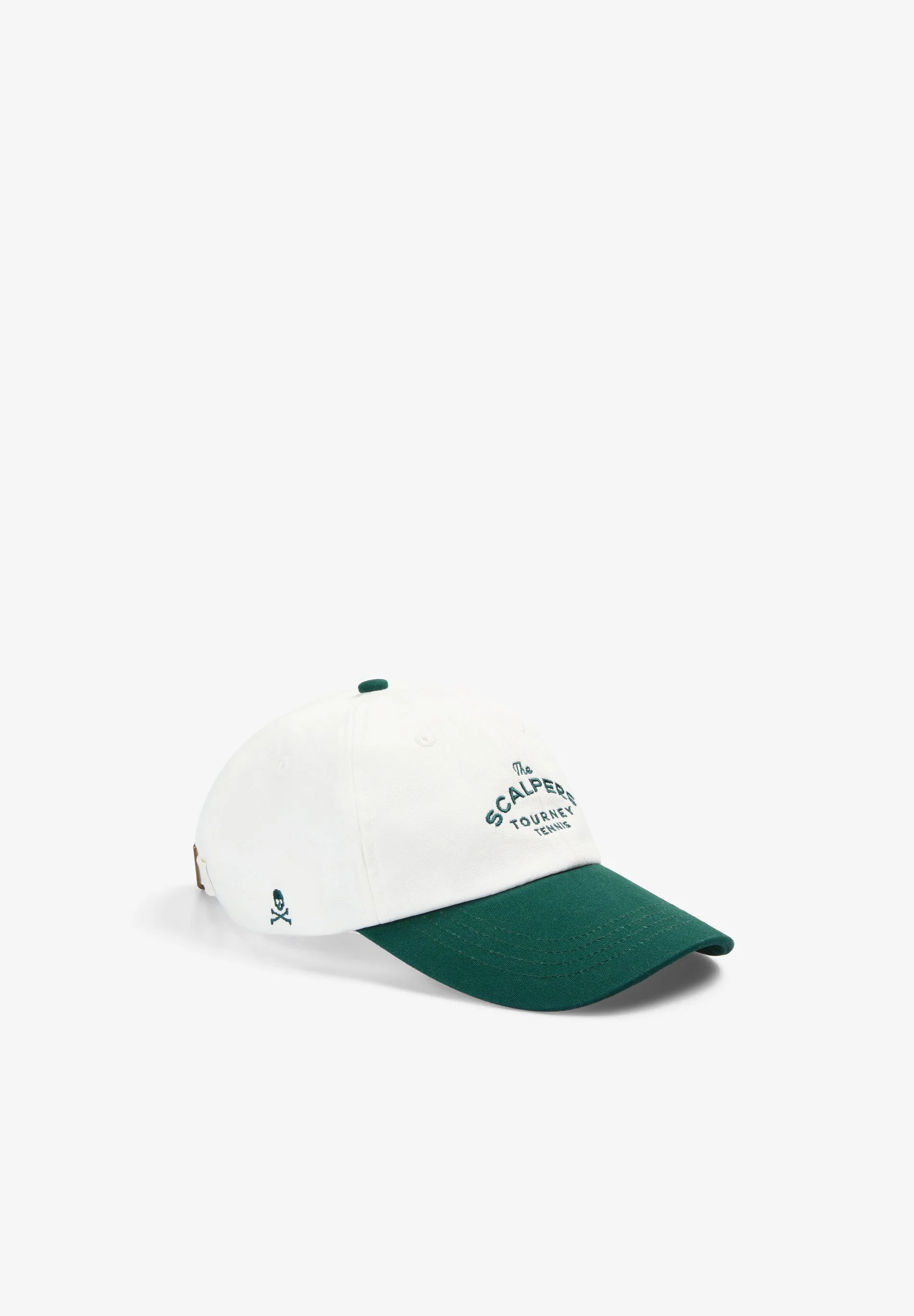 CAP WITH CONTRAST VISOR