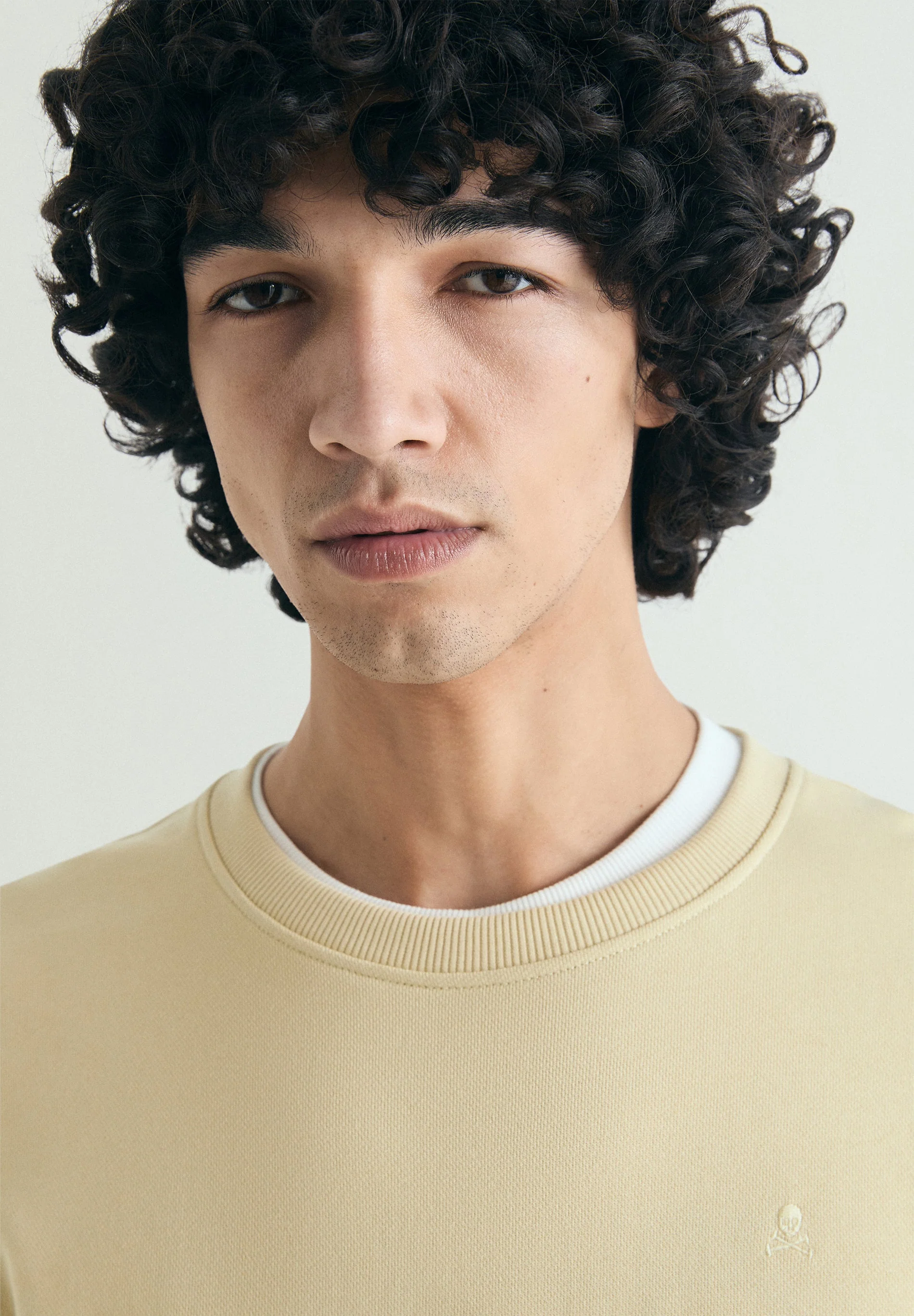 WASHED EMBROIDERED SWEATSHIRT - Image 3