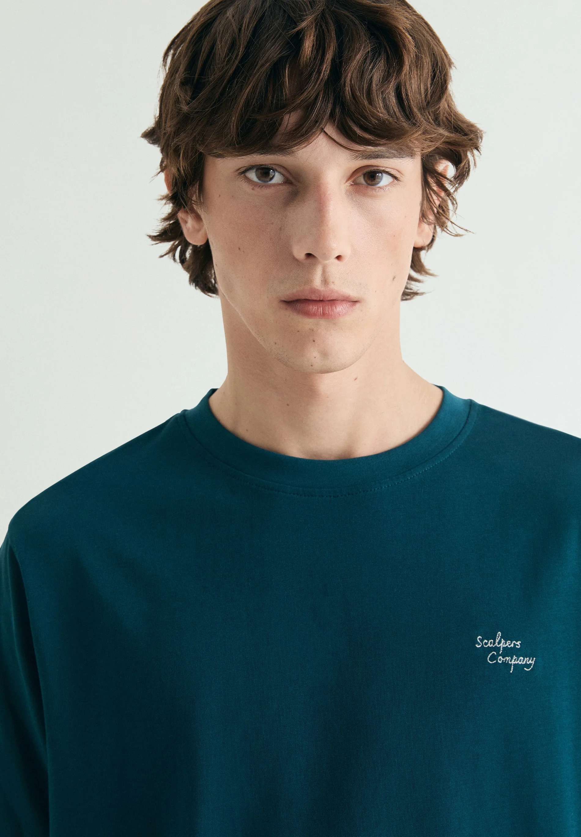 MEDIUM WEIGHT EMBROIDERED T-SHIRT