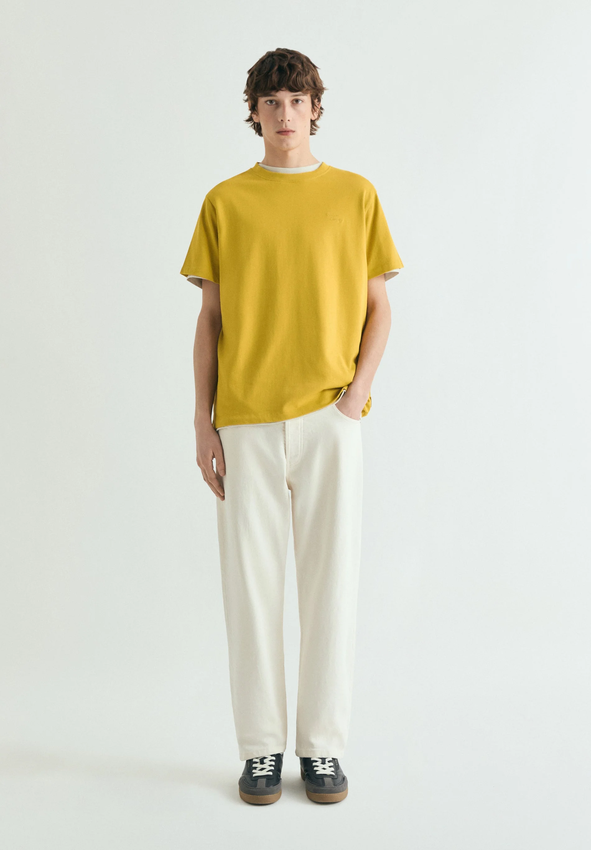 MEDIUM WEIGHT EMBROIDERED T-SHIRT - Image 2