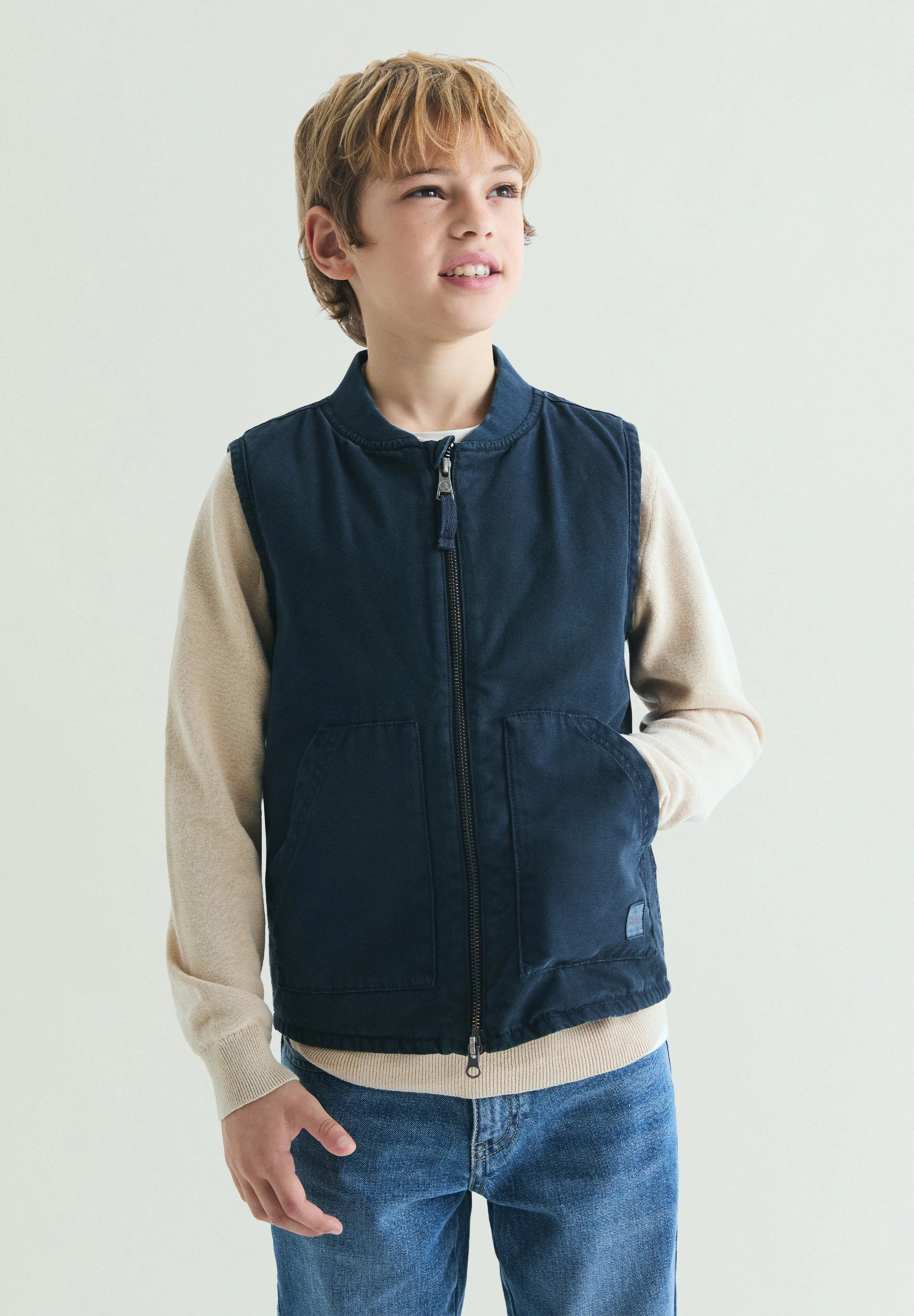 ZIP-UP DENIM GILET - Image 2
