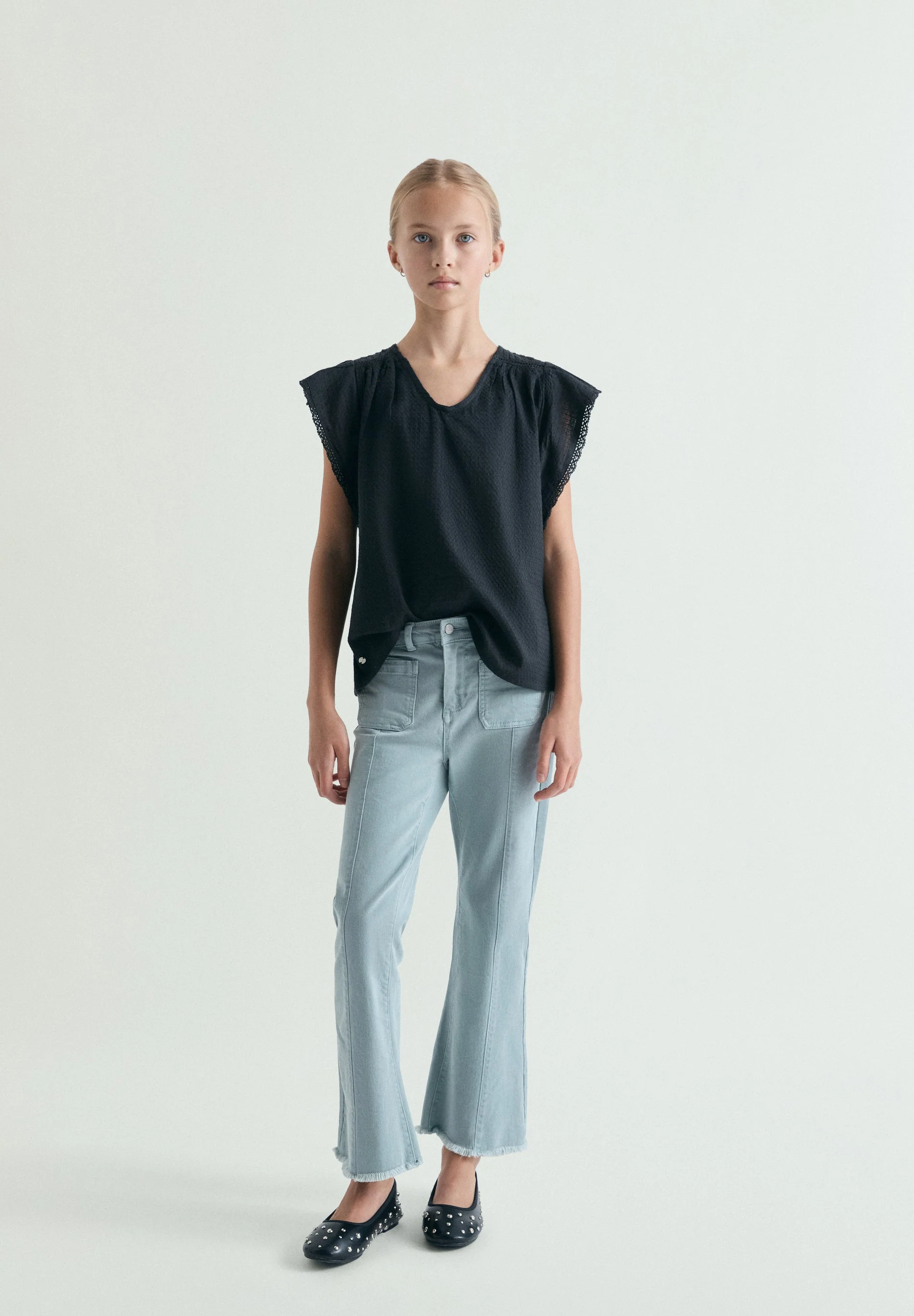 SLEEVELESS BLOUSE - Image 2