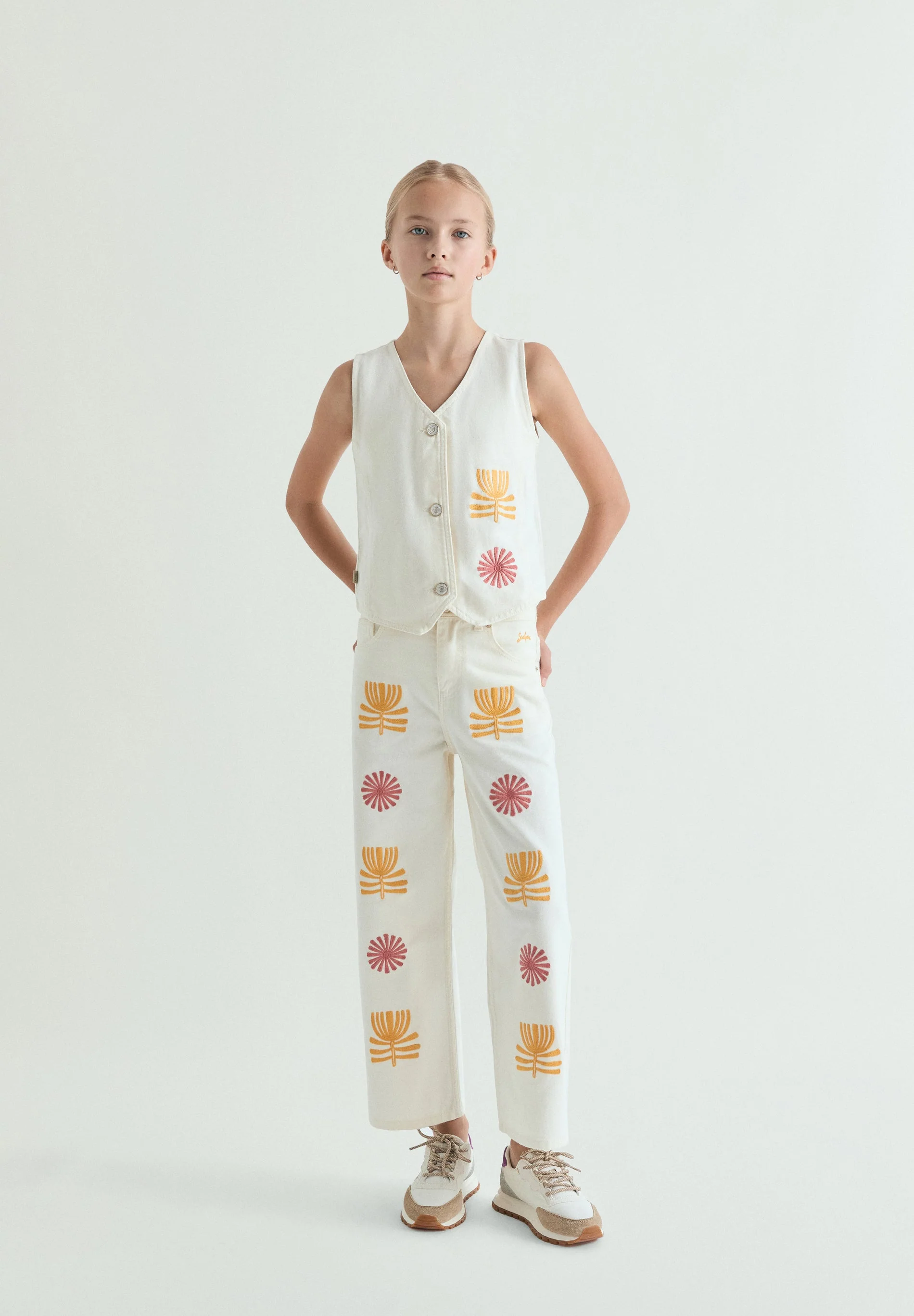 CULOTTE JEANS WITH EMBROIDERY - Image 2