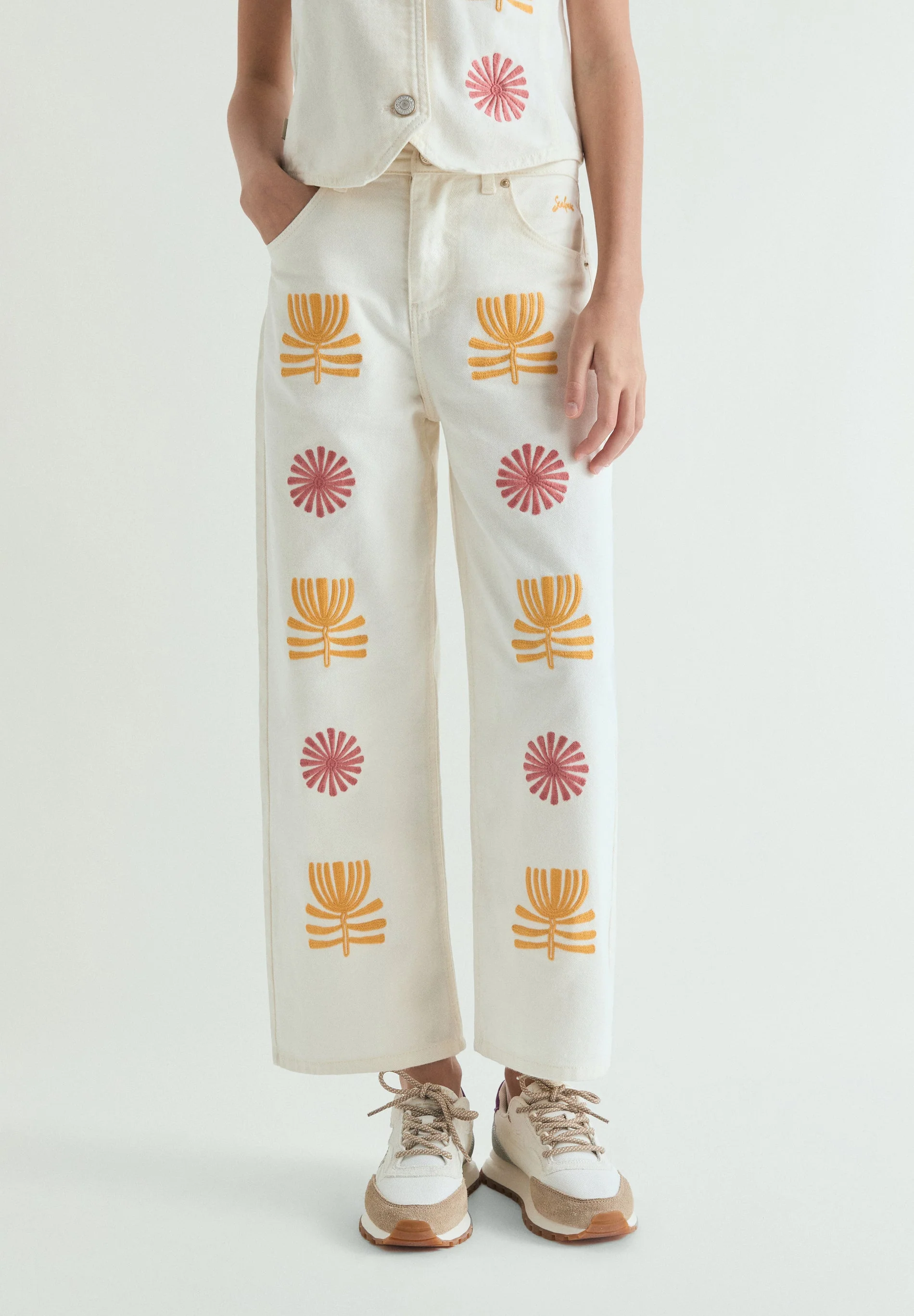 CULOTTE JEANS WITH EMBROIDERY - Image 3