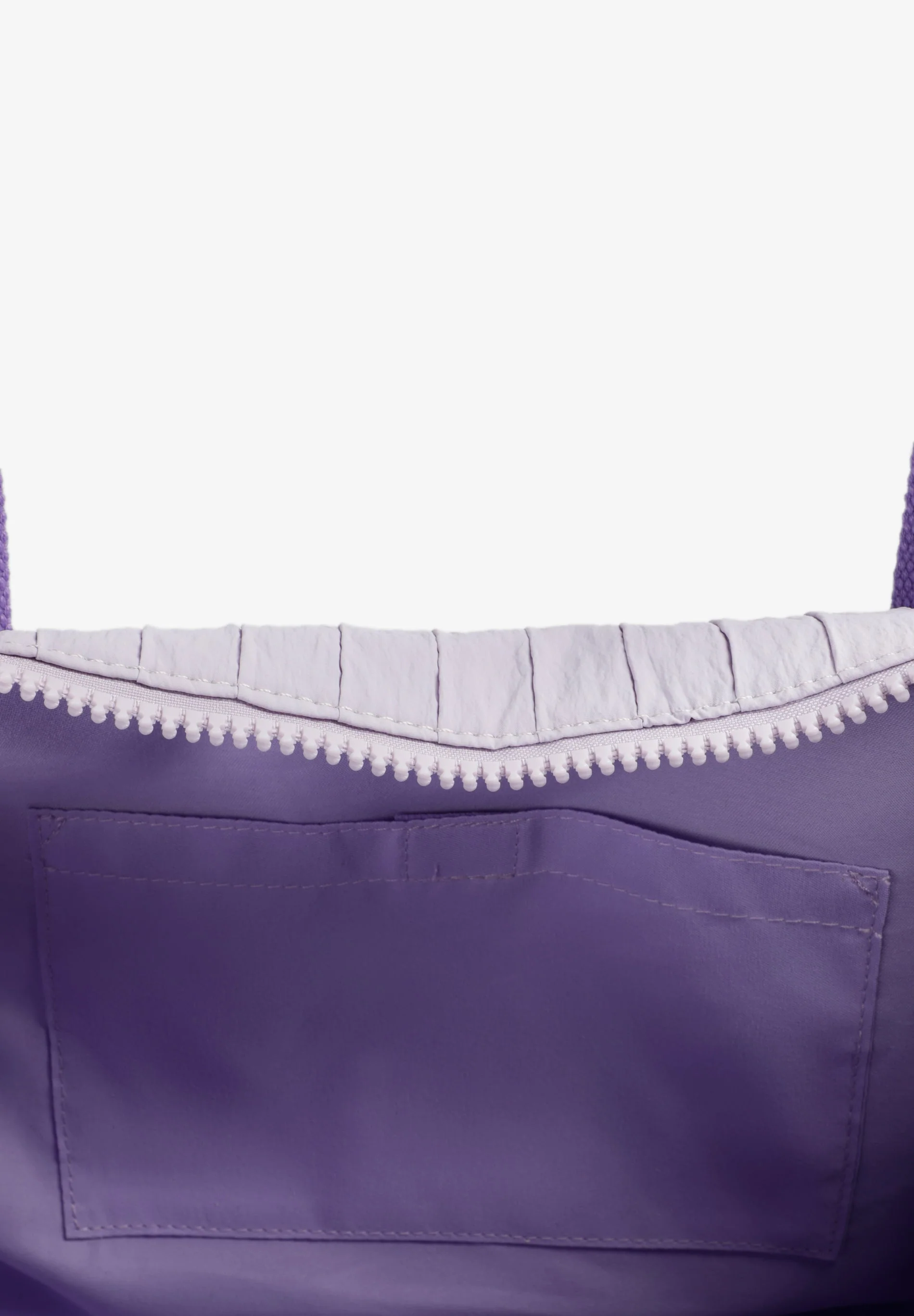 SKULL TRAVEL BAG - Image 11