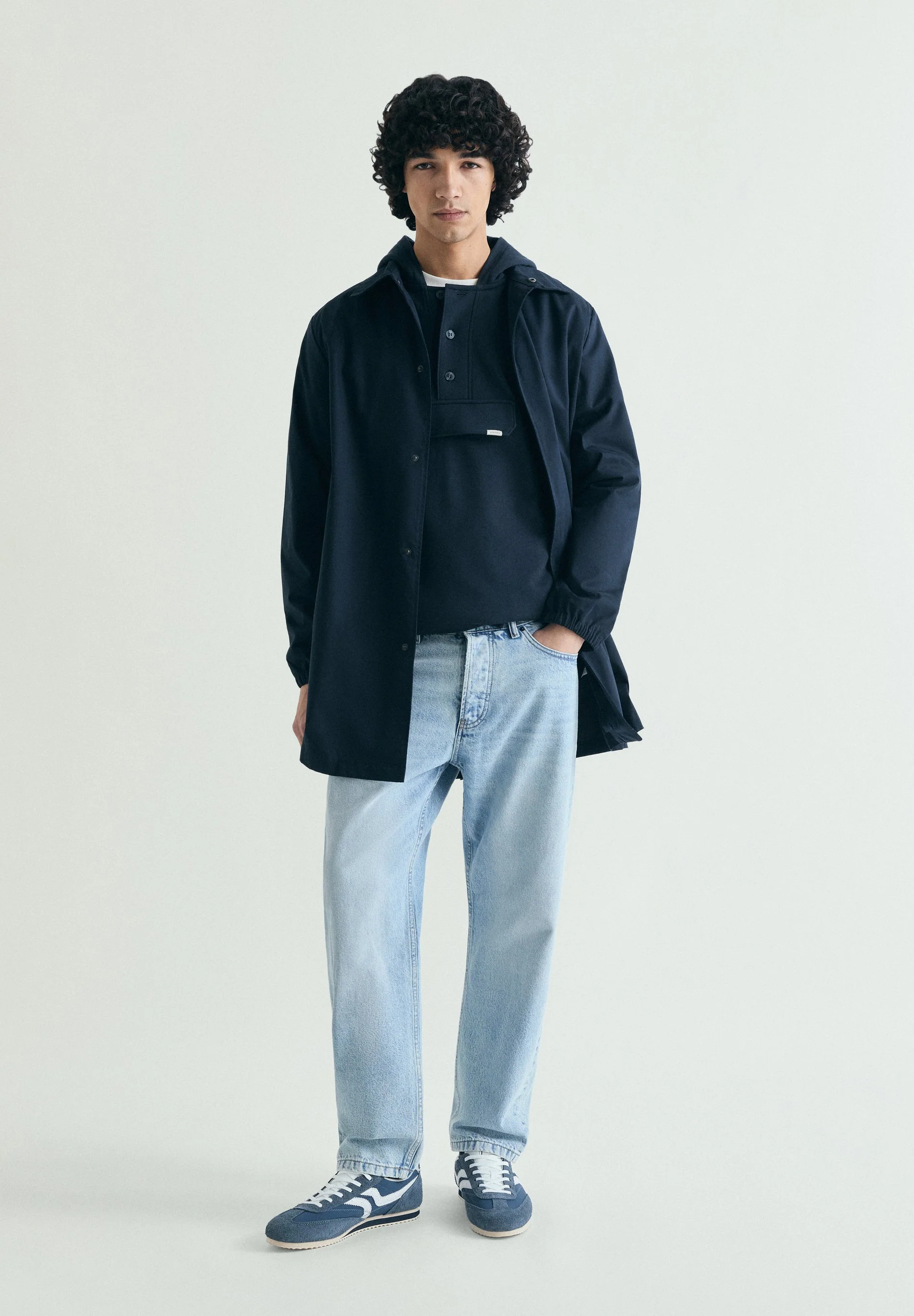 HOODIE WITH FRONT POCKET - Image 5