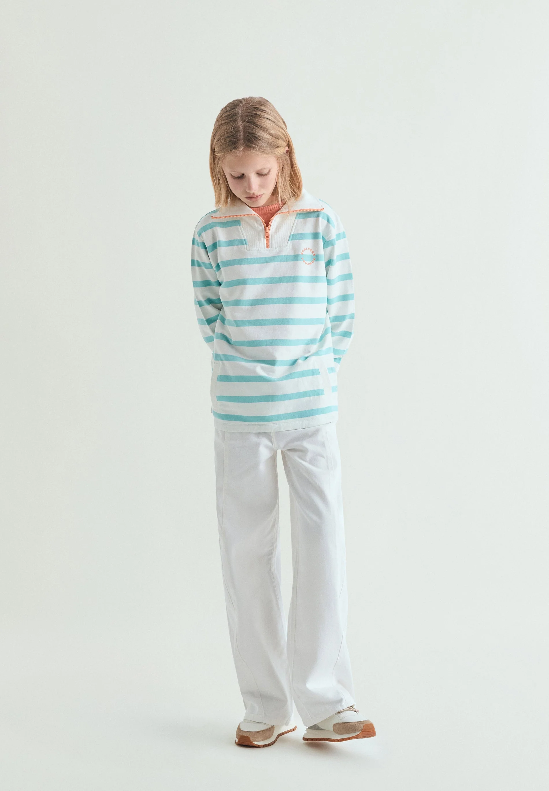 HIGH NECK STRIPED SWEATSHIRT - Image 2