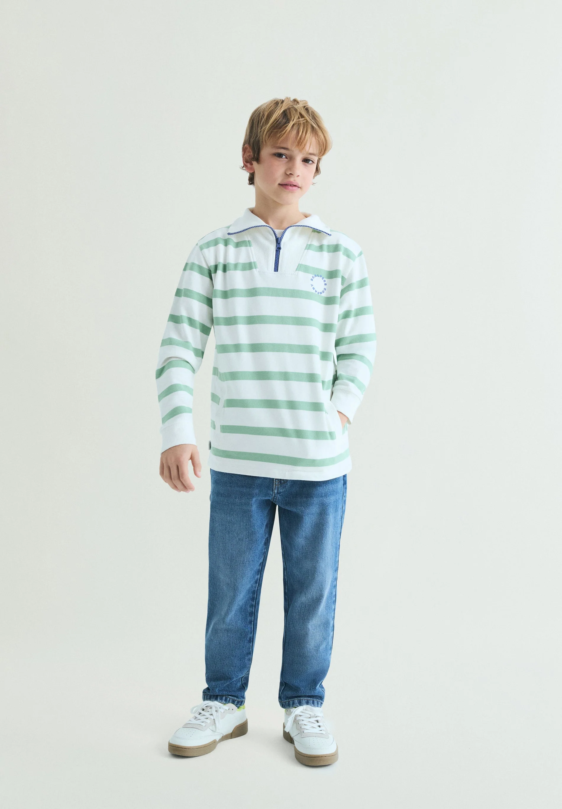 STRIPED SWEATSHIRT WITH POLO SHIRT COLLAR - Image 4