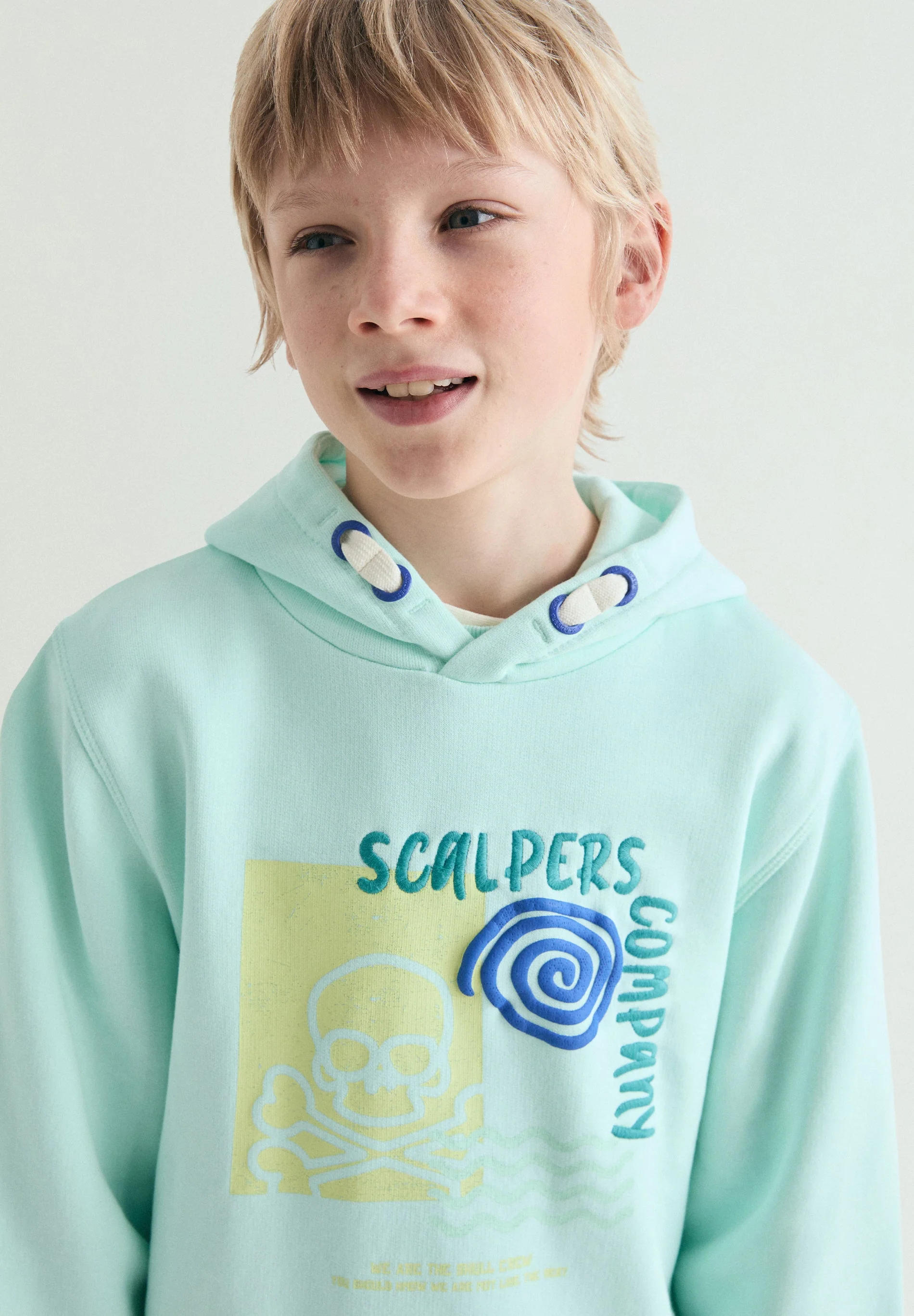 SKULL PRINT HOODIE - Image 3