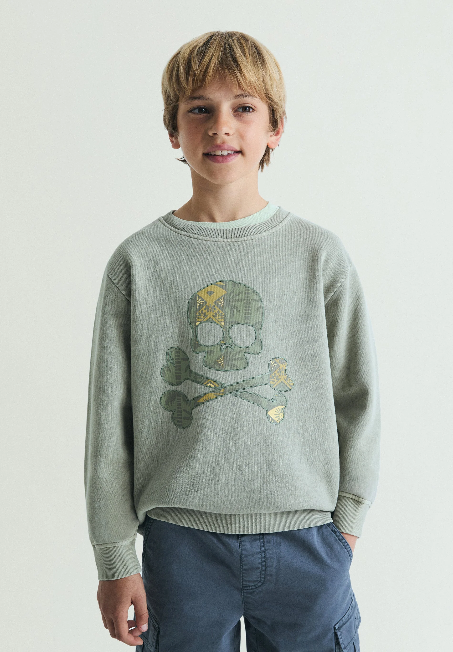 PRINTED SKULL HOODIE