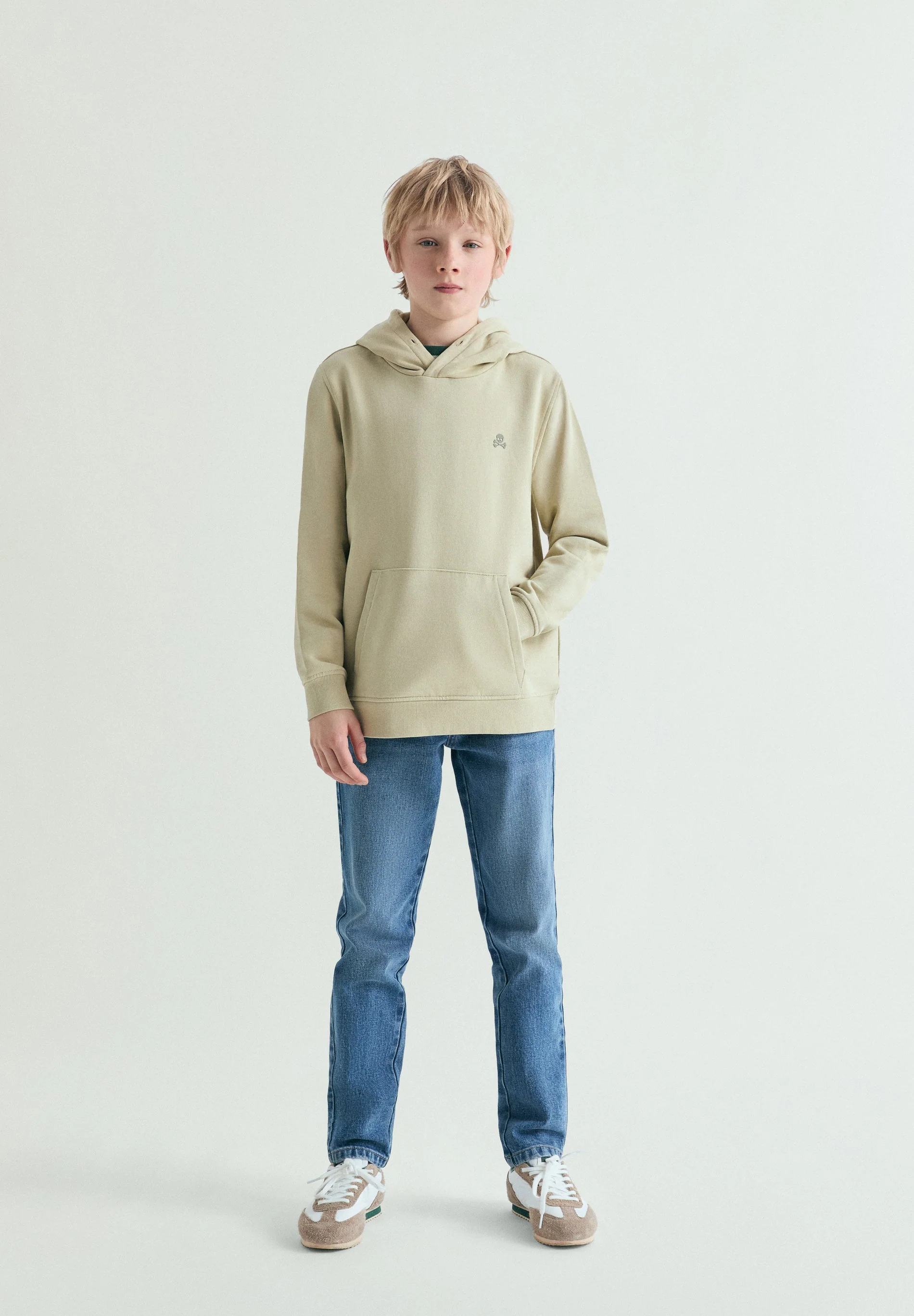 BASIC HOODIE - Image 2