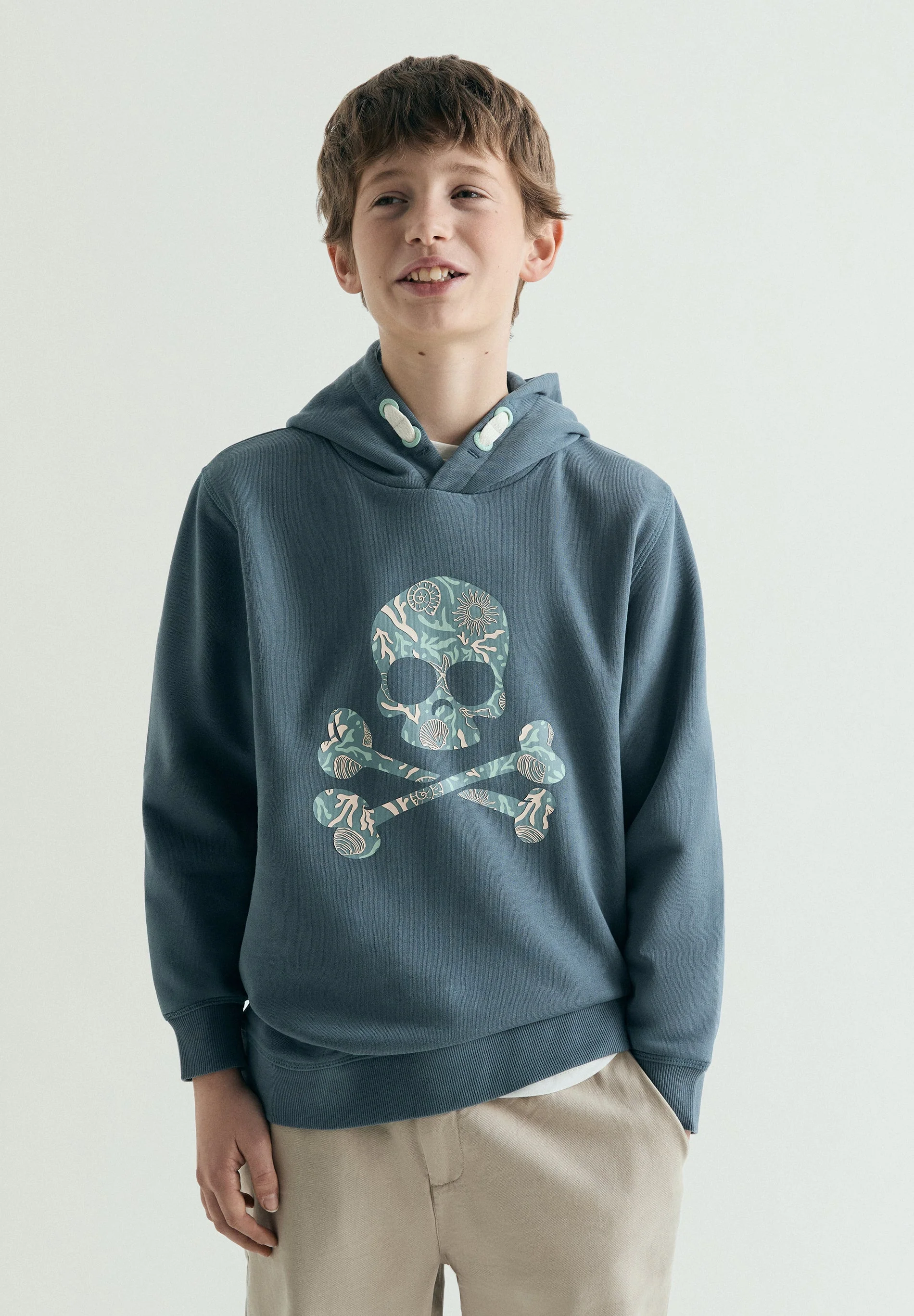 PRINTED SKULL DETAIL HOODIE