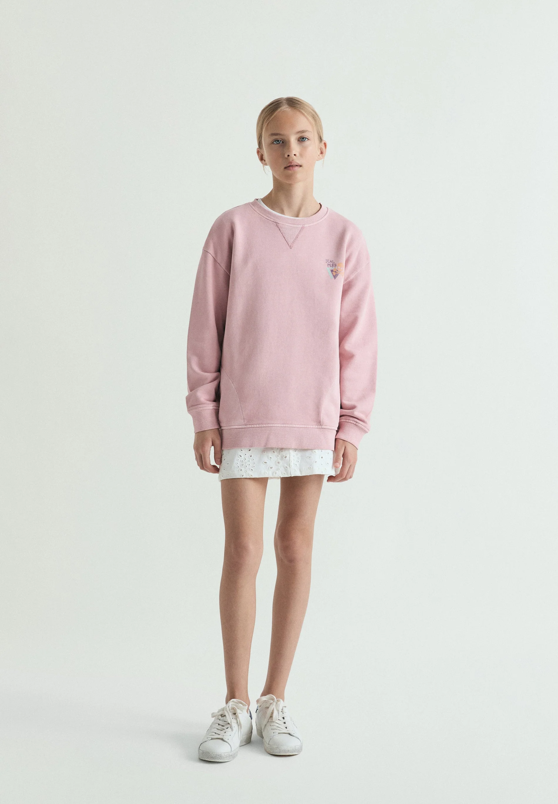 SWEATSHIRT WITH PRINTED BACK - Image 4