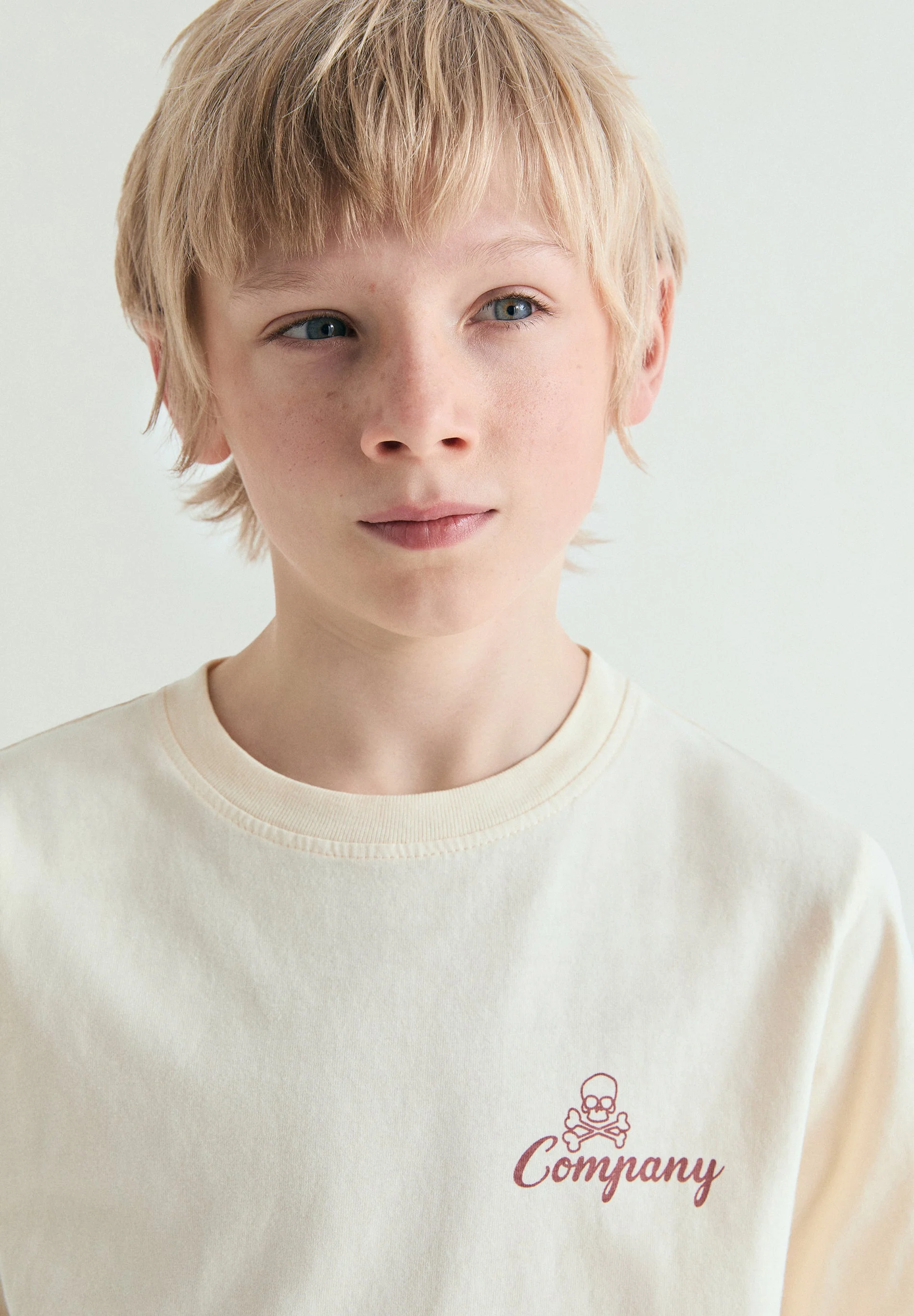 T-SHIRT WITH BACK PRINT - Image 3