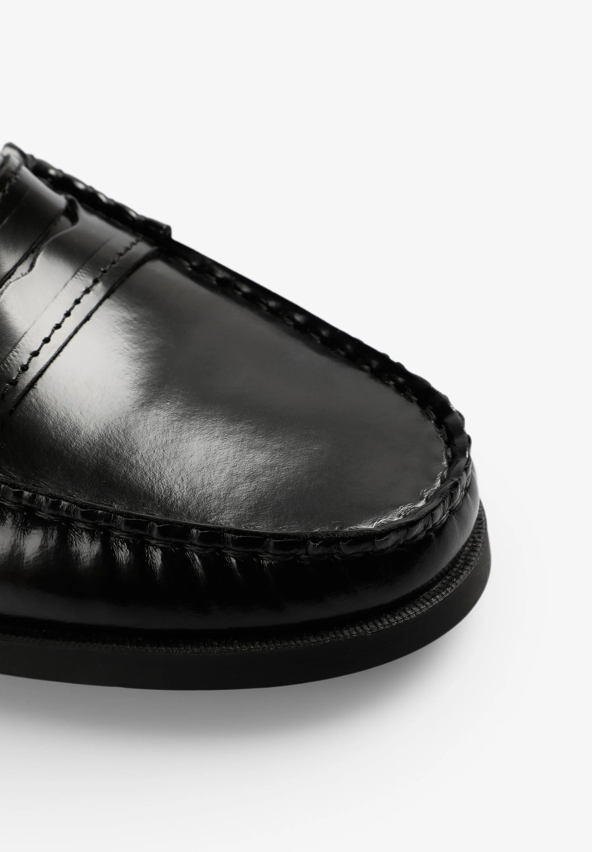 CLASSIC LEATHER LOAFERS - Image 5